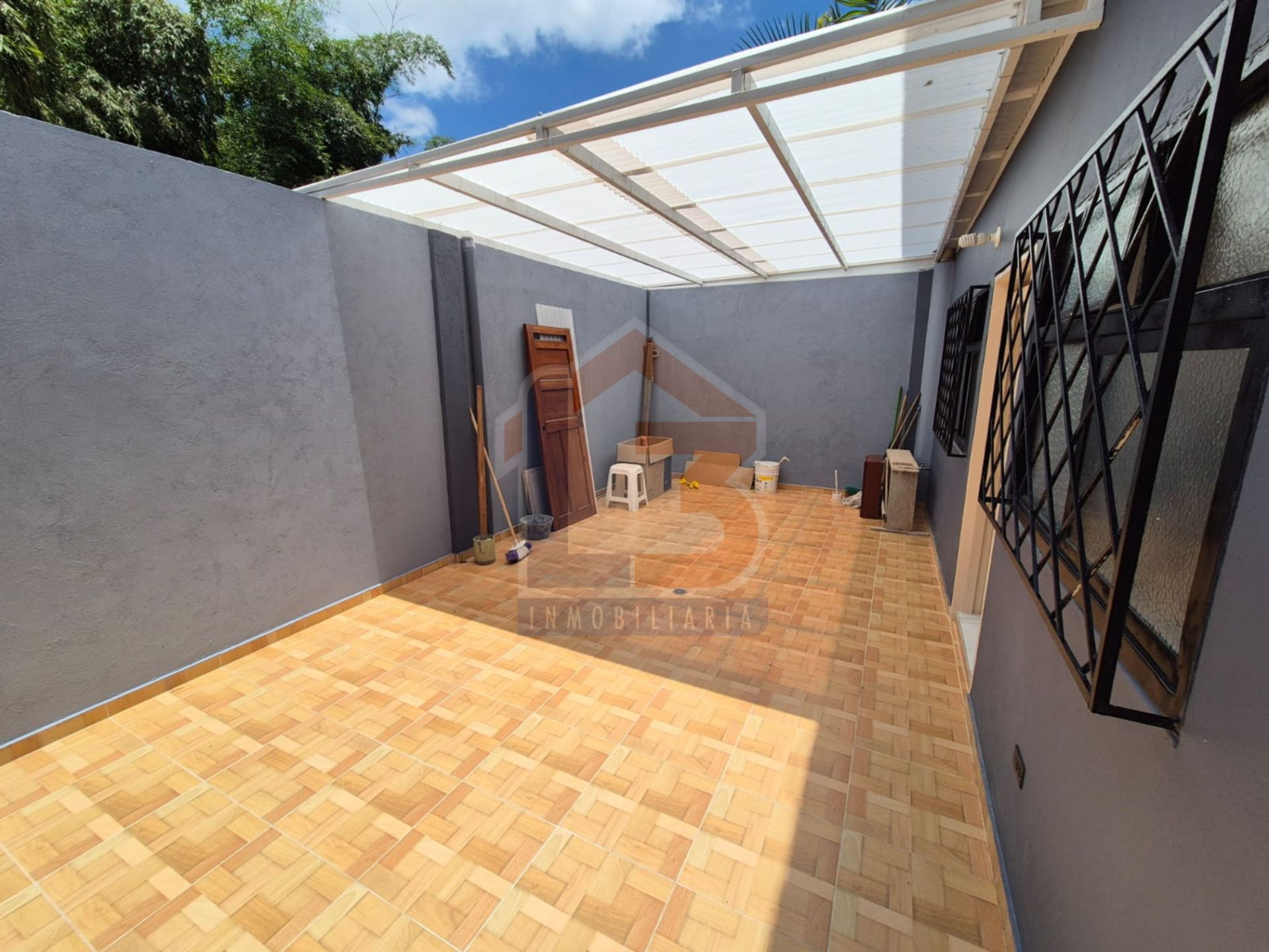 SE VENDE CASA EN LOS PROFESIONALES  29..jpg