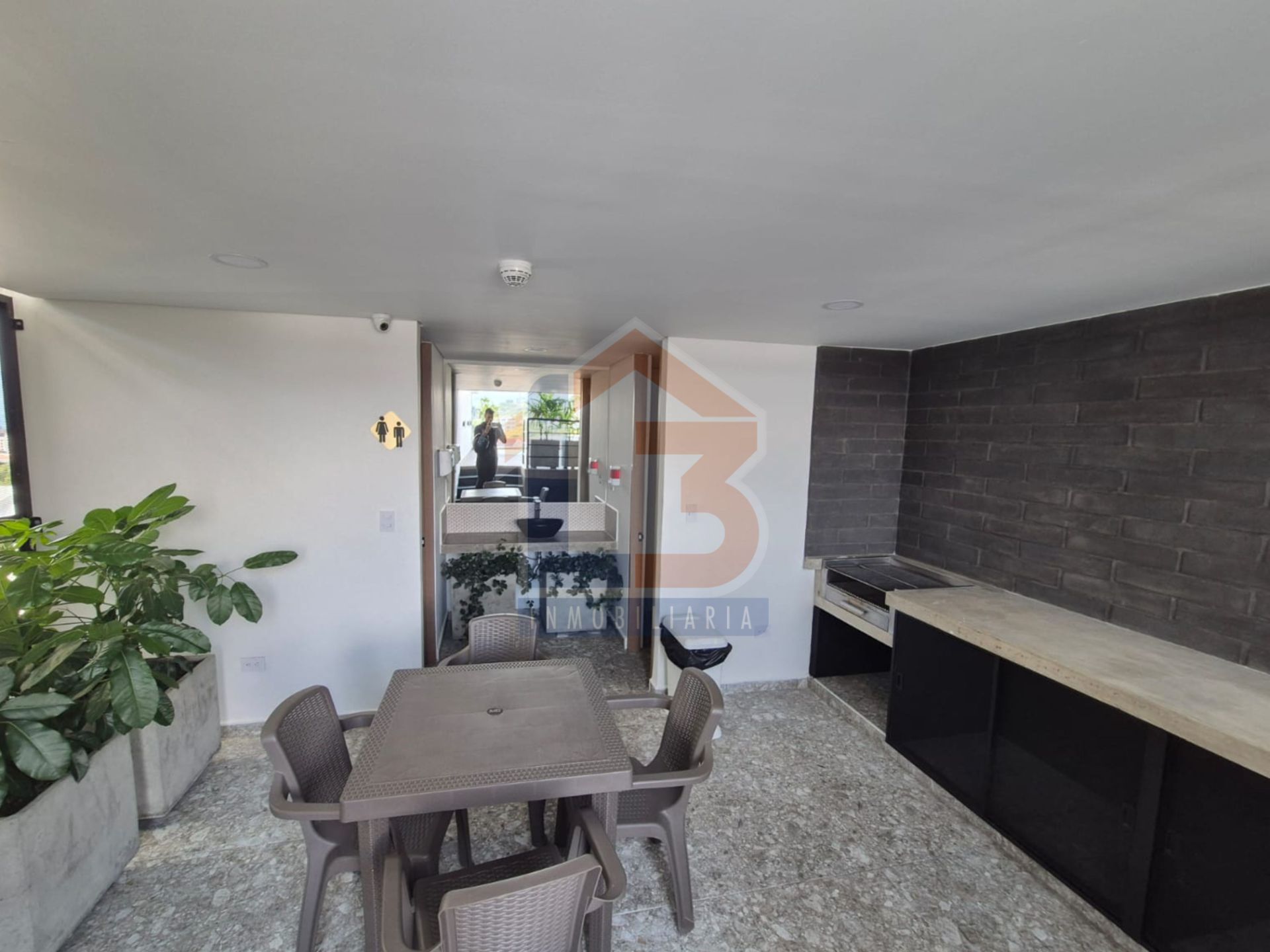 SE VENDE APARTAESTUDIO SECTOR COINCA 29..jpg