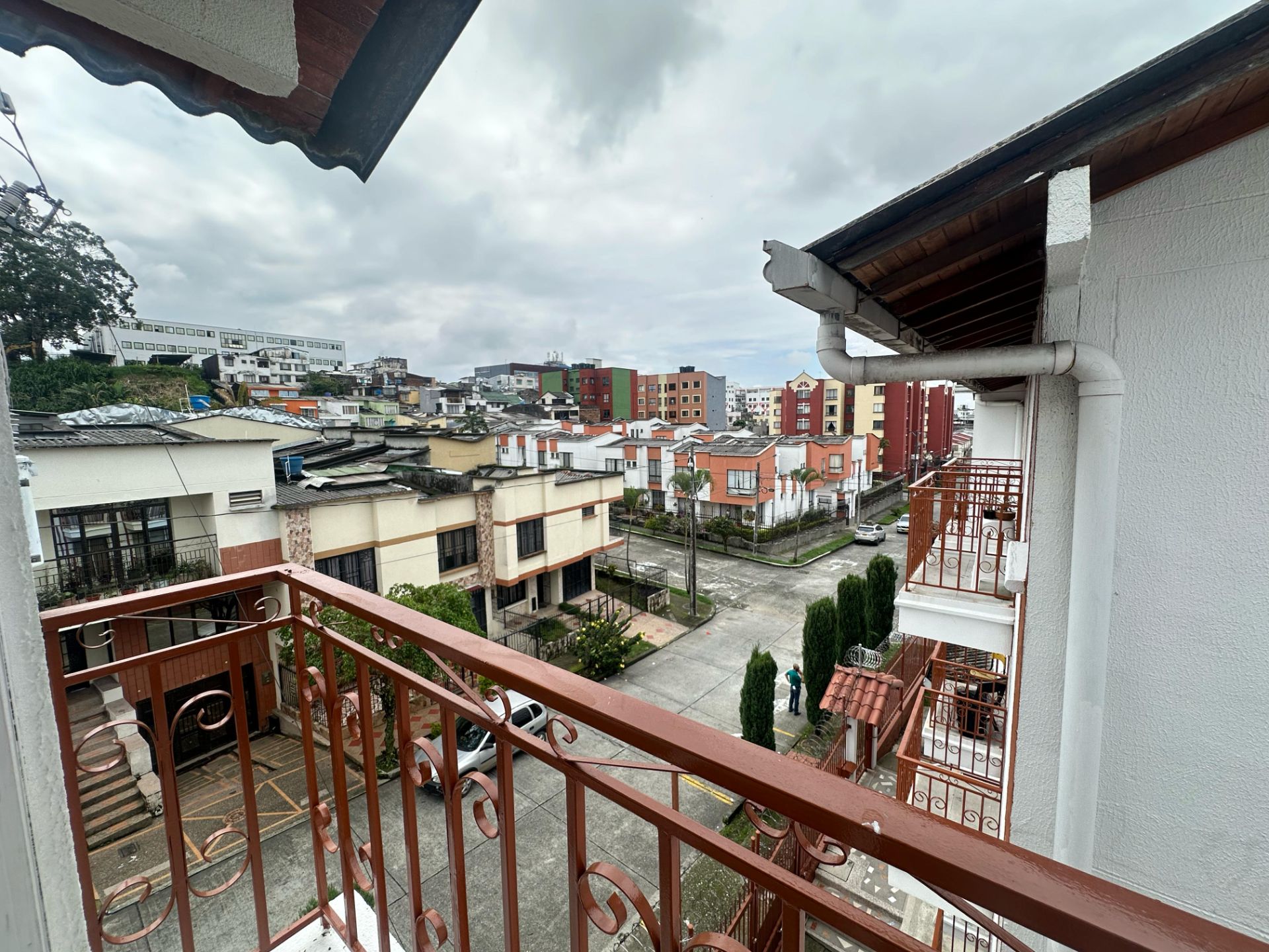 SE VENDE APARTAMENTO CONJUNTO RESIDENCIAL LOS SAUCES  (17).jpg