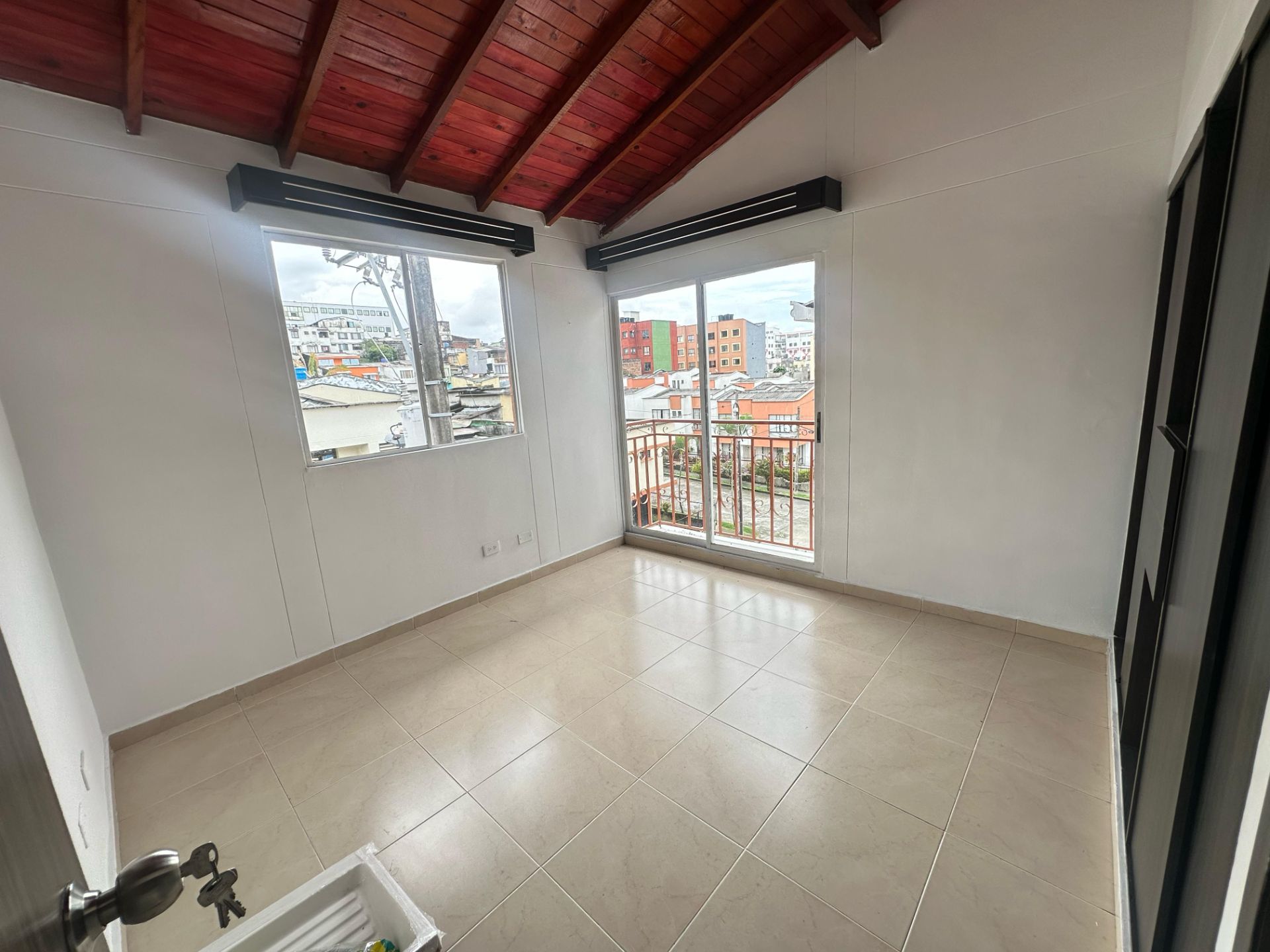 SE VENDE APARTAMENTO CONJUNTO RESIDENCIAL LOS SAUCES  (20).jpg