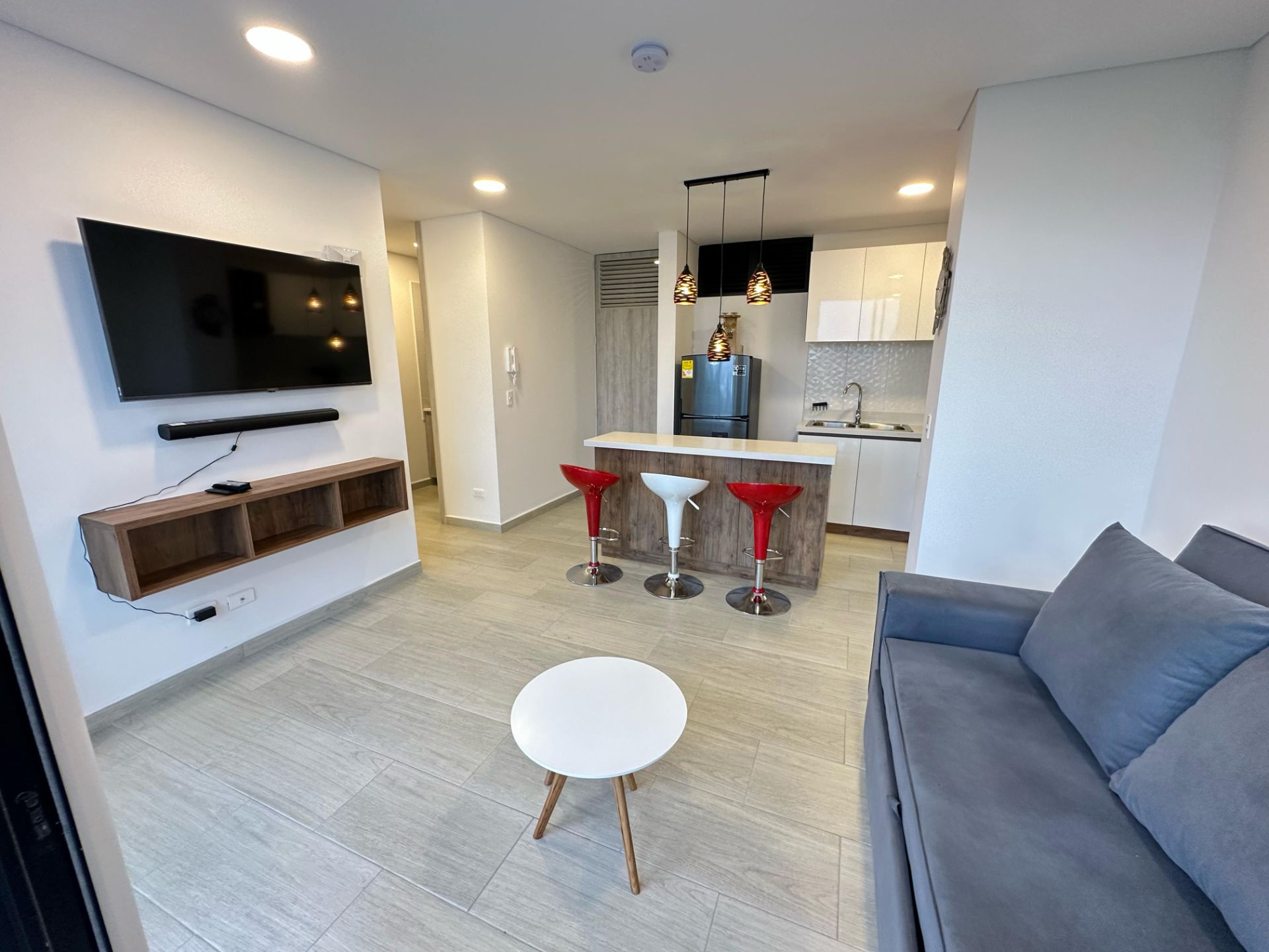 Hermoso apartaestudio amoblado en barrio laureles norte Armenia  (1).jpg