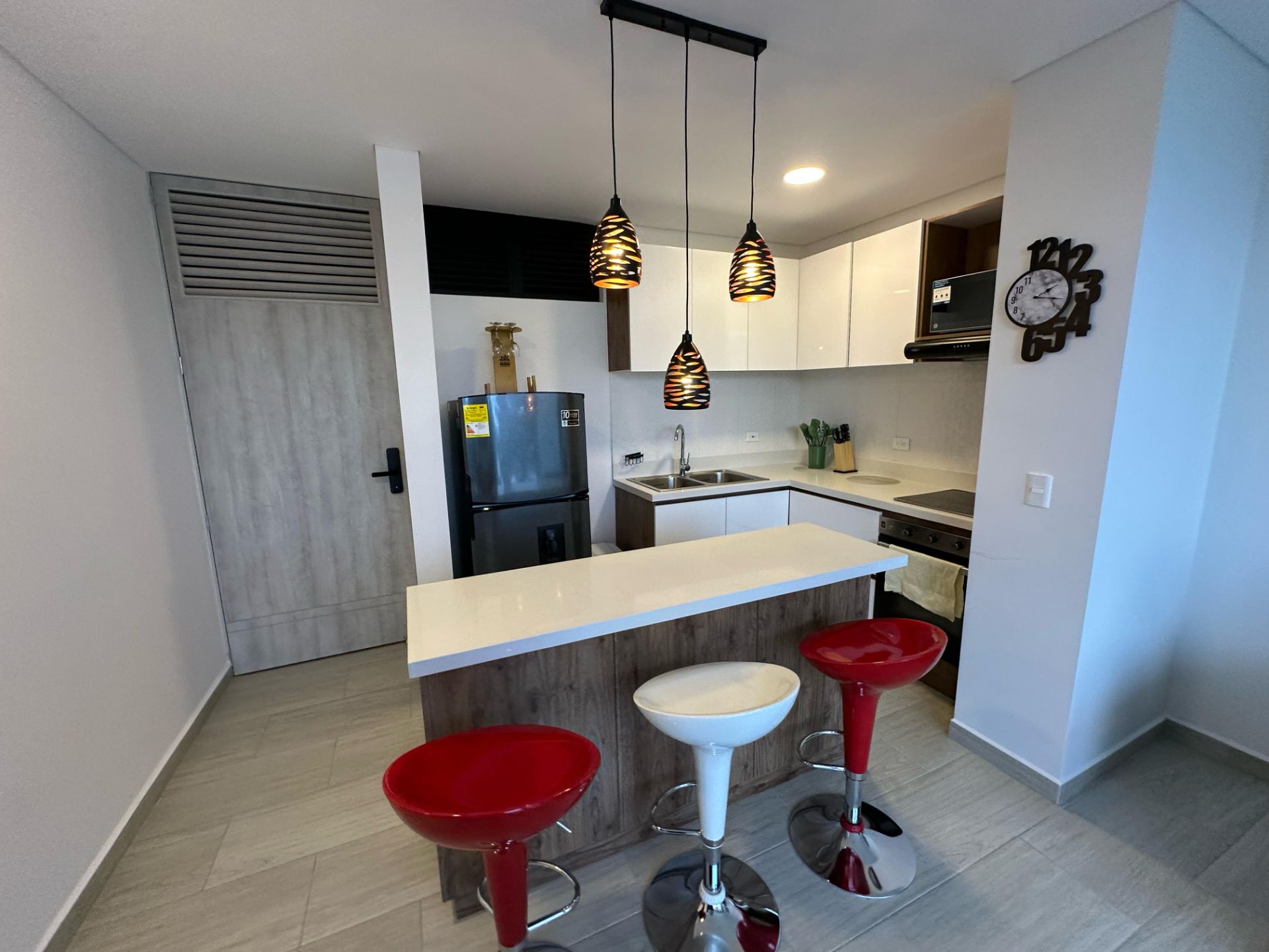 Hermoso apartaestudio amoblado en barrio laureles norte Armenia  (8).jpg