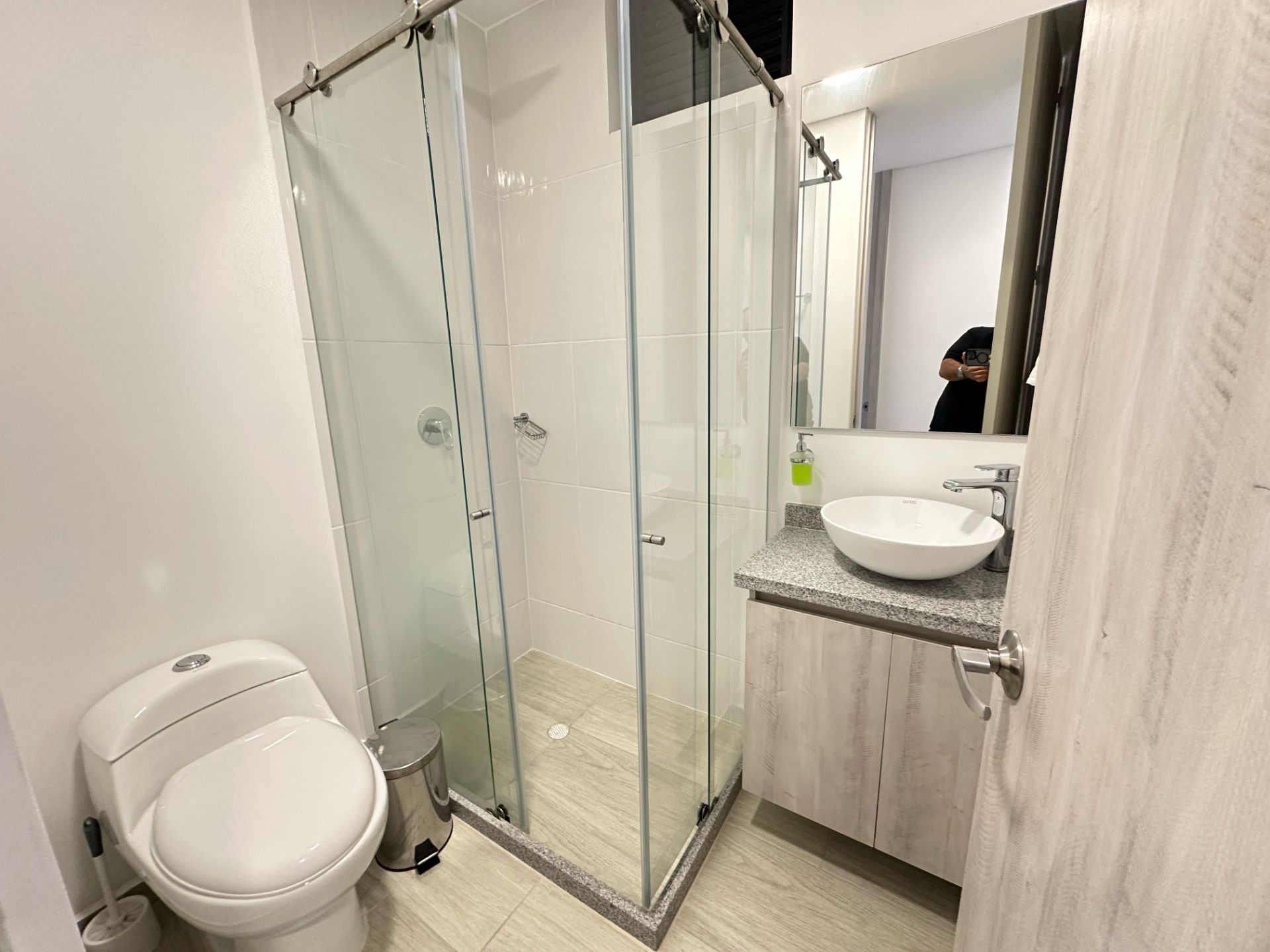 Hermoso apartaestudio amoblado en barrio laureles norte Armenia  (10).jpg