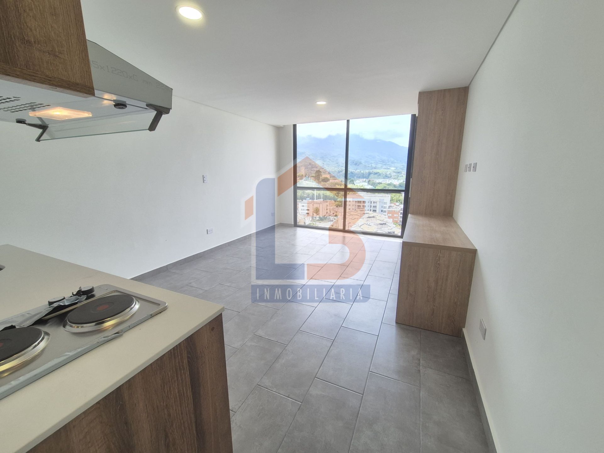 SE VENDE APARTAESTUDIO EN EL NORTE 12..jpg