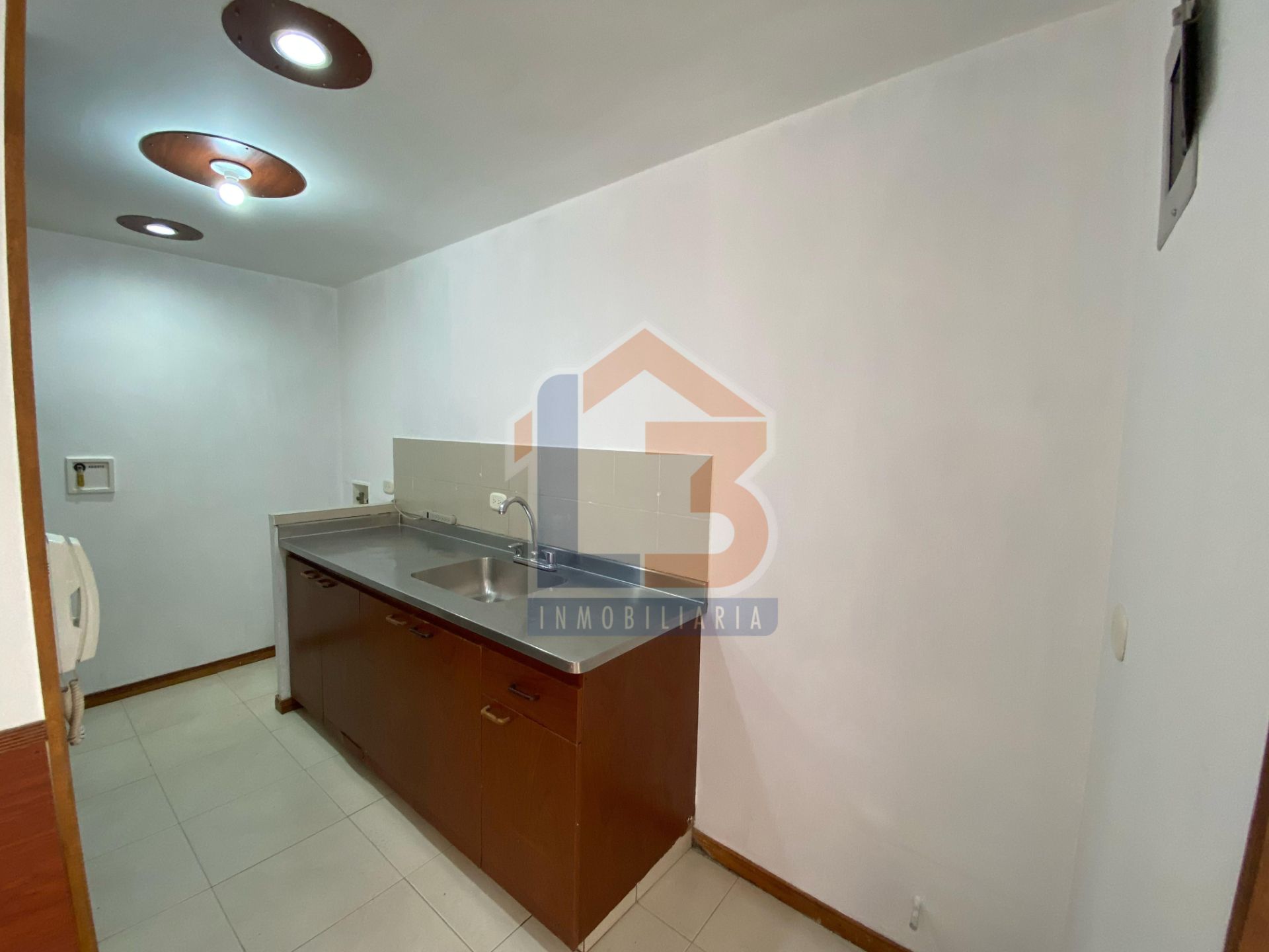 SE VENDE APARTAMENTO EN MEDELLÍN  9..jpg