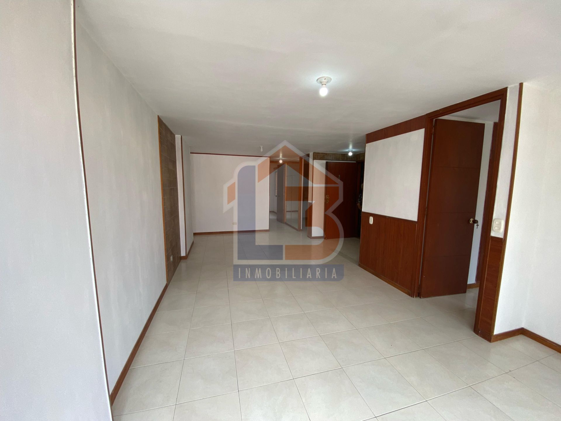 SE VENDE APARTAMENTO EN MEDELLÍN  8..jpg