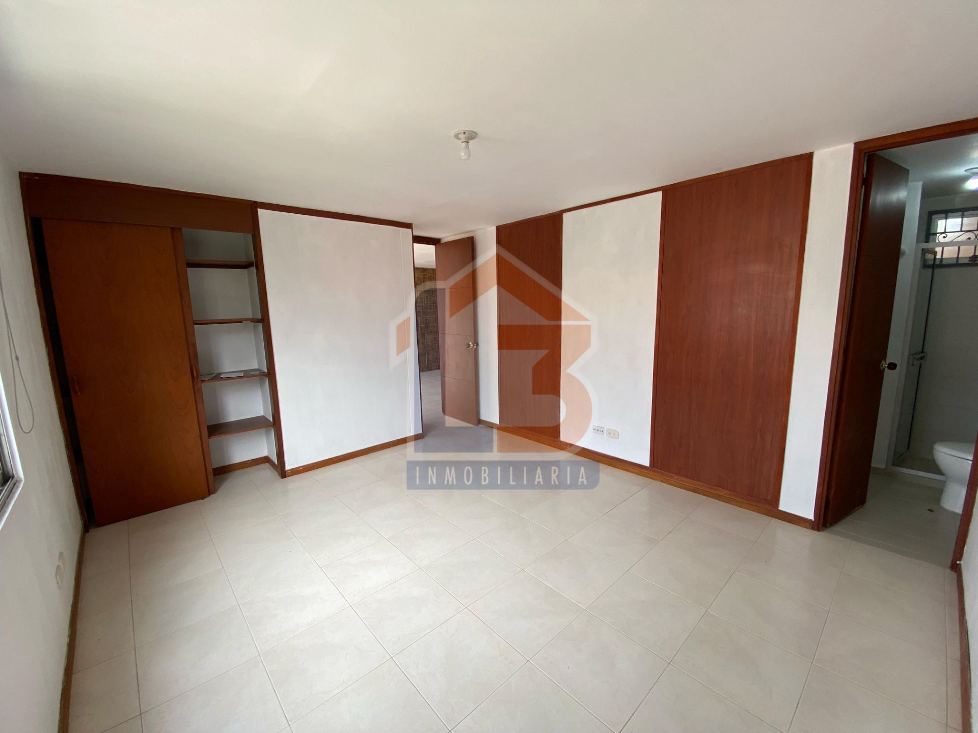 SE VENDE APARTAMENTO EN MEDELLÍN  13..jpg