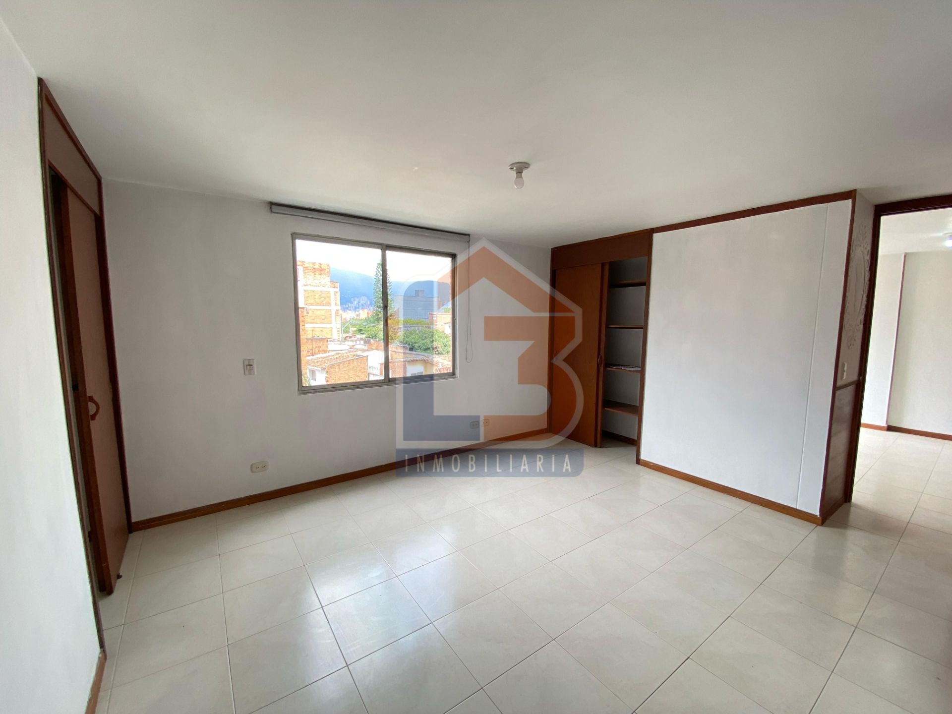 SE VENDE APARTAMENTO EN MEDELLÍN  16..jpg