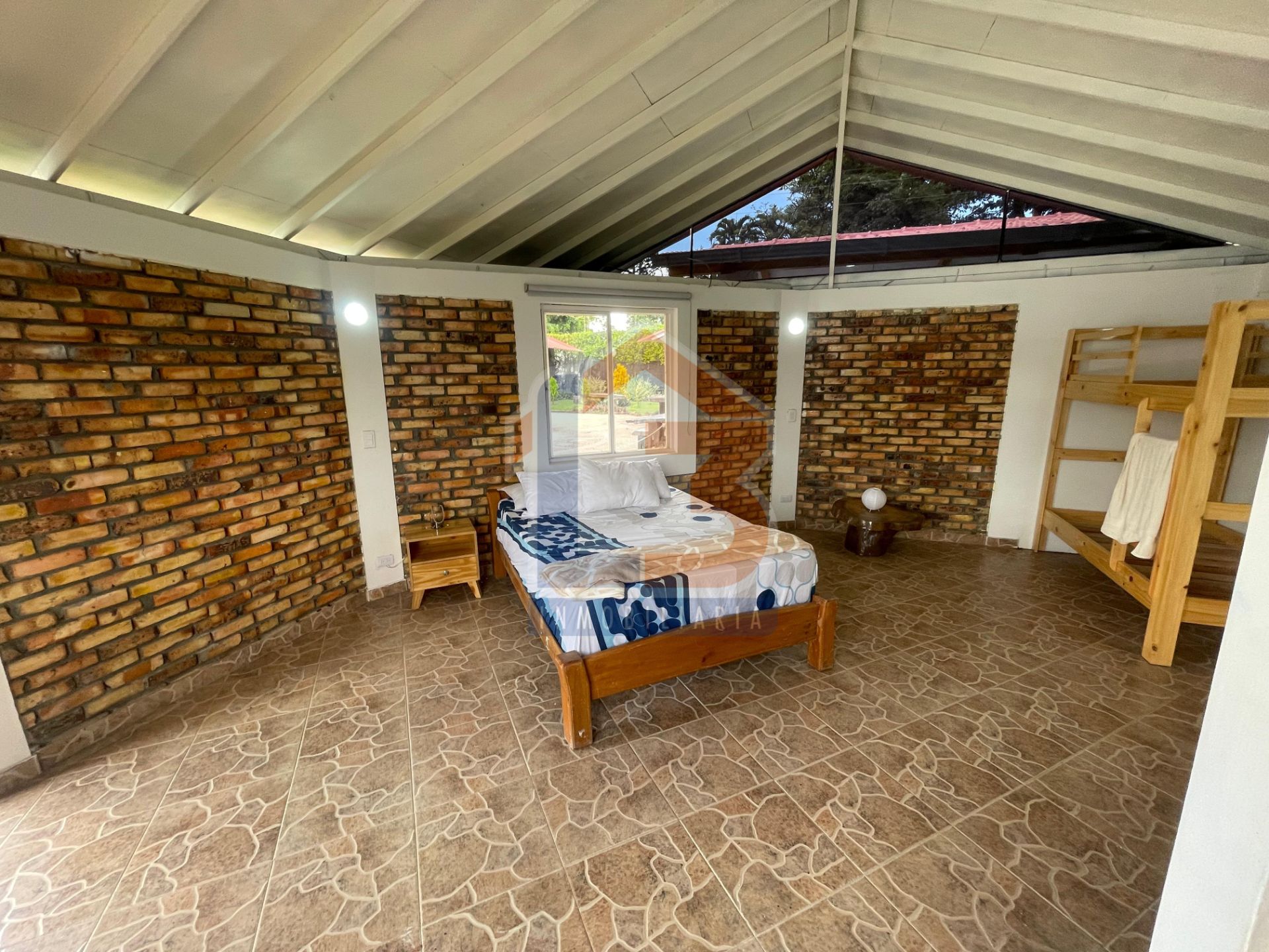 SE VENDE  CHALET VIA EL VALLE  (19).jpg