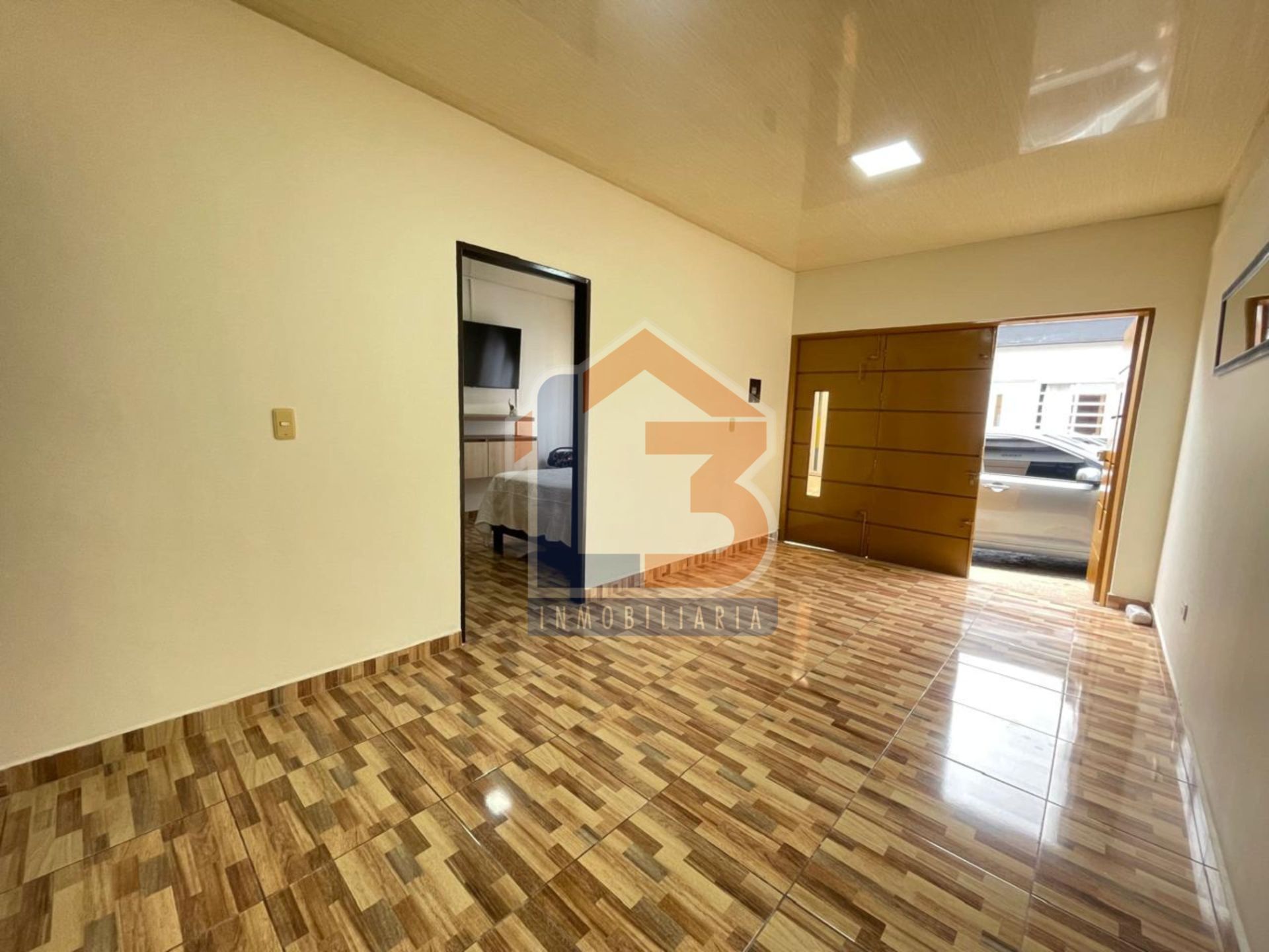 SE VENDE CASA EN EL BARRIO LA GRECIA  2..jpg