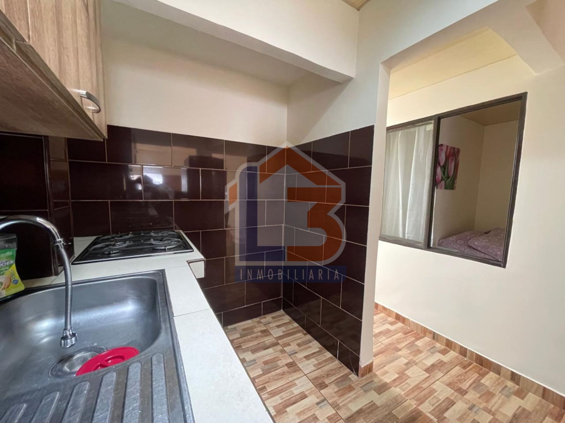 SE VENDE CASA EN EL BARRIO LA GRECIA  12..jpg