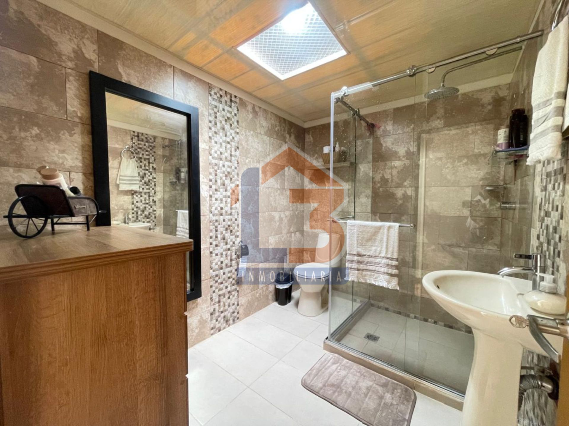 SE VENDE CASA EN EL BARRIO LA GRECIA  22..jpg