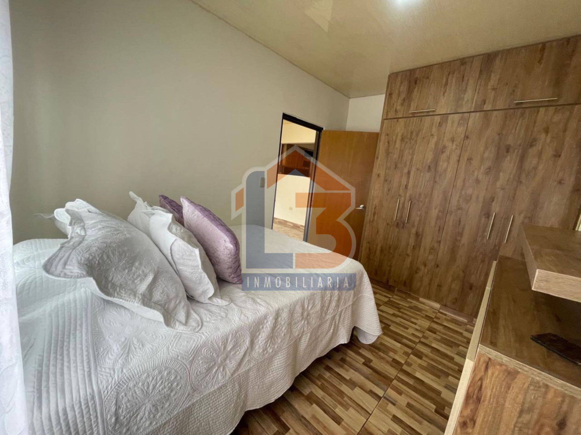SE VENDE CASA EN EL BARRIO LA GRECIA  17..jpg