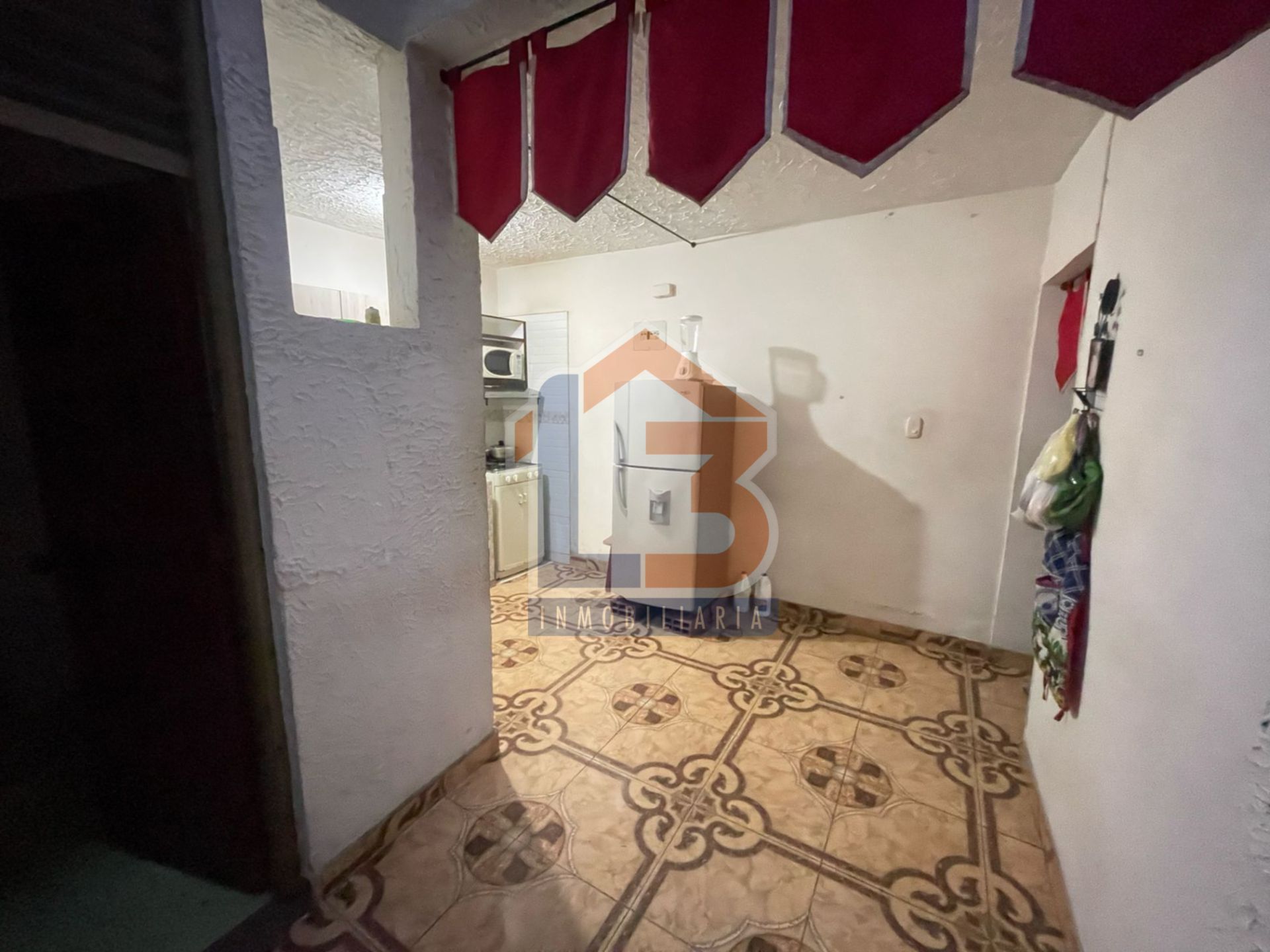 SE VENDE CASA EN EL SECTOR GRANADA 4..jpg
