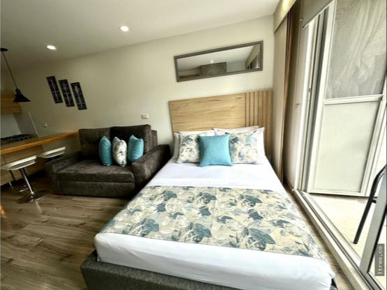 SE VENDE APARTAESTUDIO EN LA CASTELLANA 12..jpeg