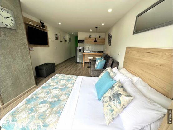 SE VENDE APARTAESTUDIO EN LA CASTELLANA 11..jpeg