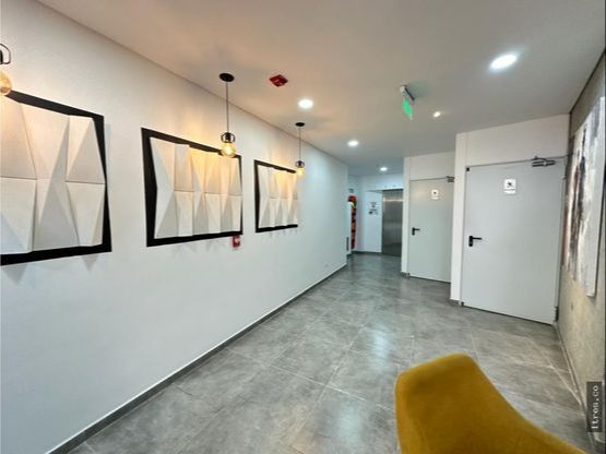 SE VENDE APARTAESTUDIO EN LA CASTELLANA 20..jpeg