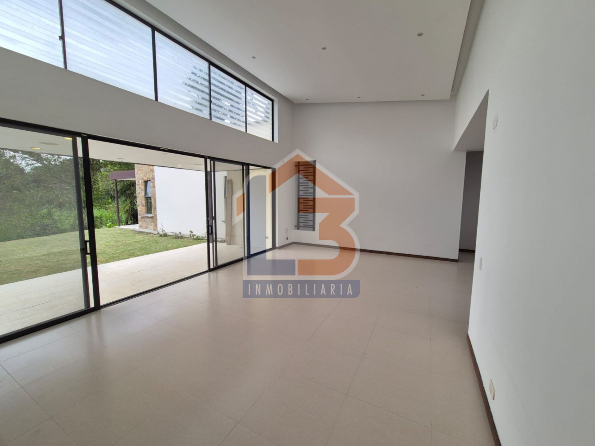 SE VENDE CASA CAMPESTRE EN LA TEBAIDA  (3).jpg