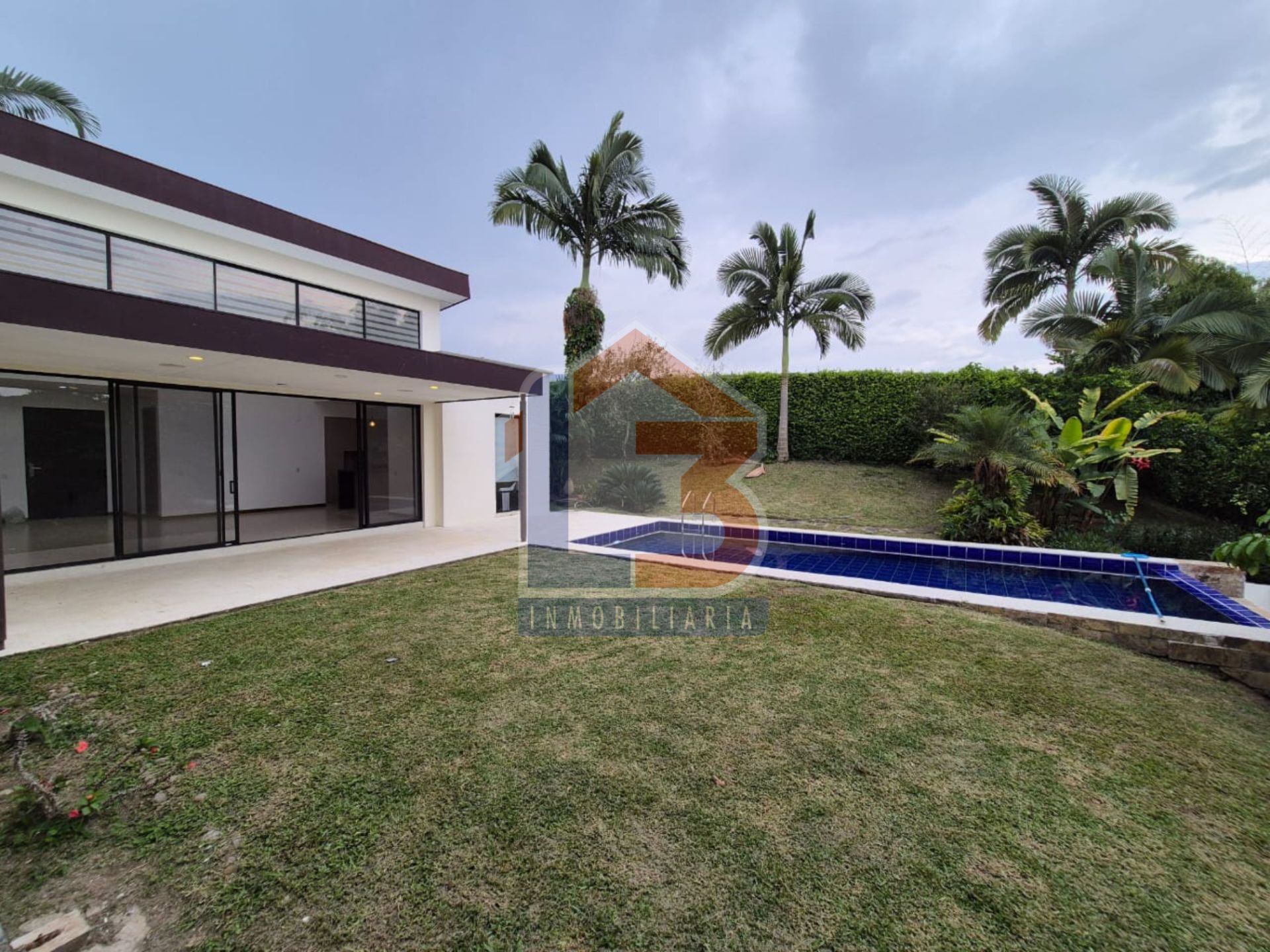 SE VENDE CASA CAMPESTRE EN LA TEBAIDA  (7).jpg