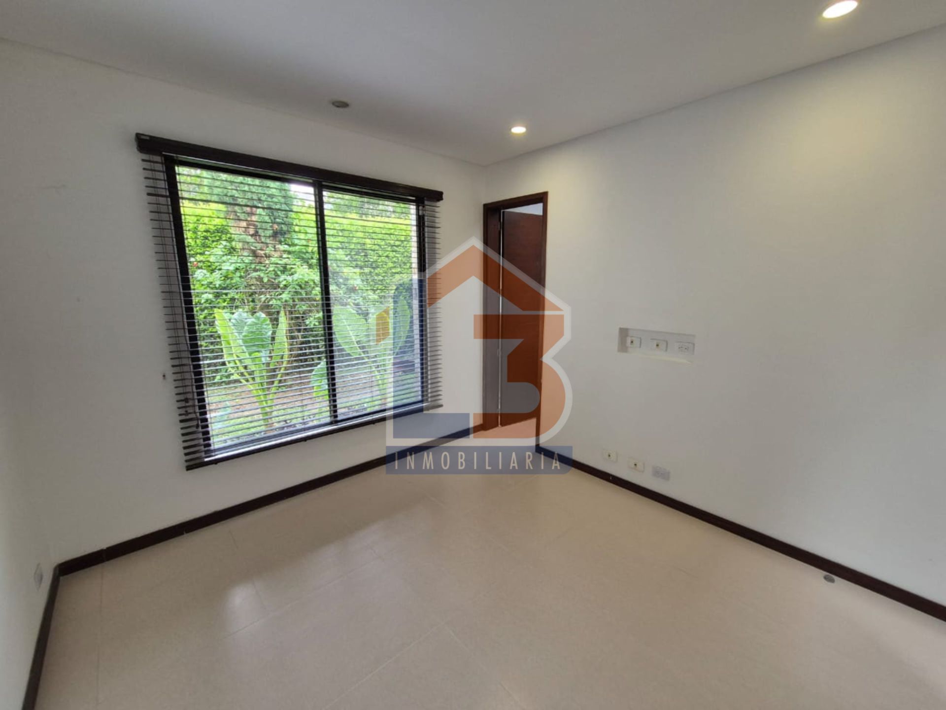 SE VENDE CASA CAMPESTRE EN LA TEBAIDA  (14).jpg
