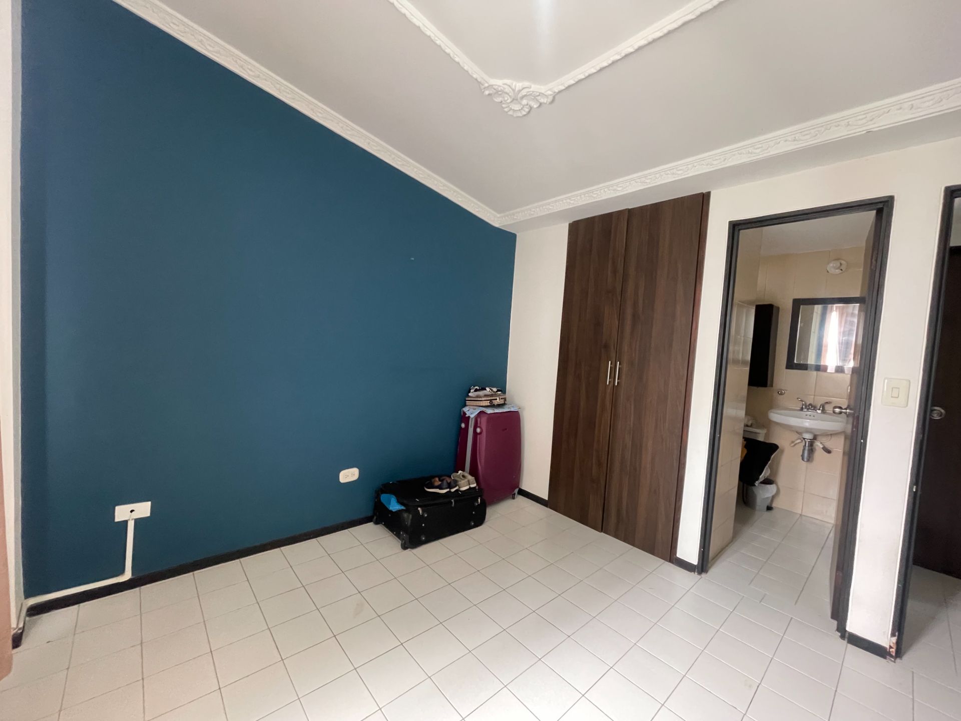 SE VENDE APARTAMENTO EN EL SECTOR LAURELES 8..JPG