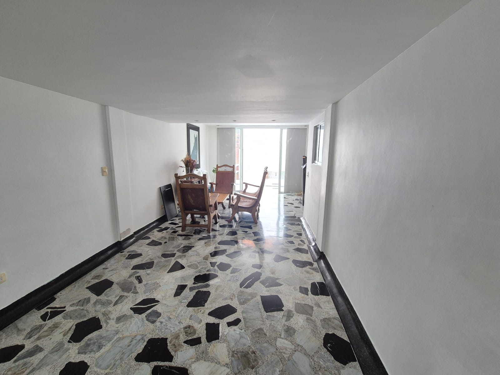 SE ARRIENDA CASA BARRIO PROFESIONALES 7..jpg
