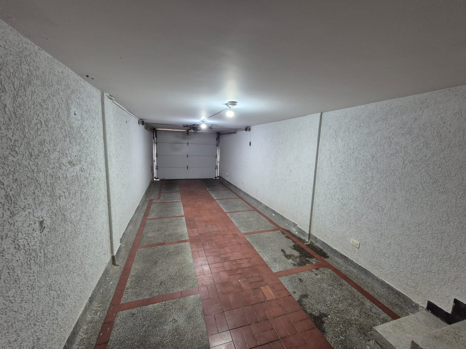 SE ARRIENDA CASA BARRIO PROFESIONALES 35..jpg
