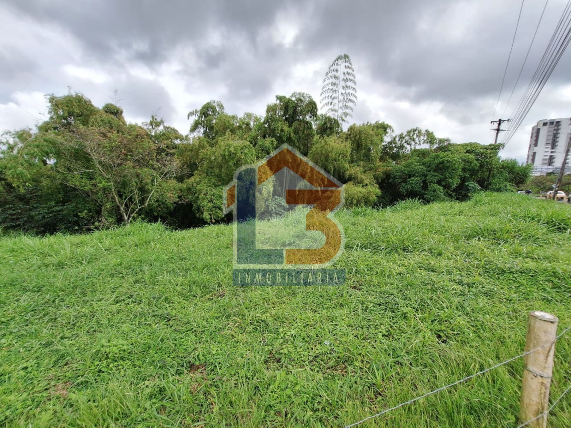 SE VENDE LOTE PARA PROYECTO  15..jpg
