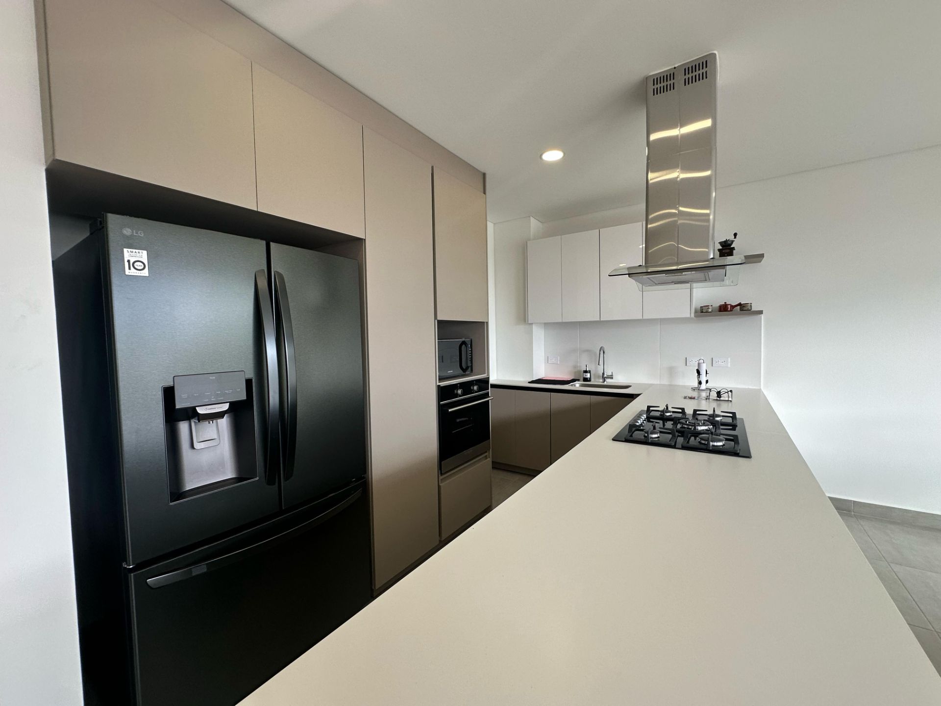 SE VENDE APARTAMENTO CAIMO 6..jpg