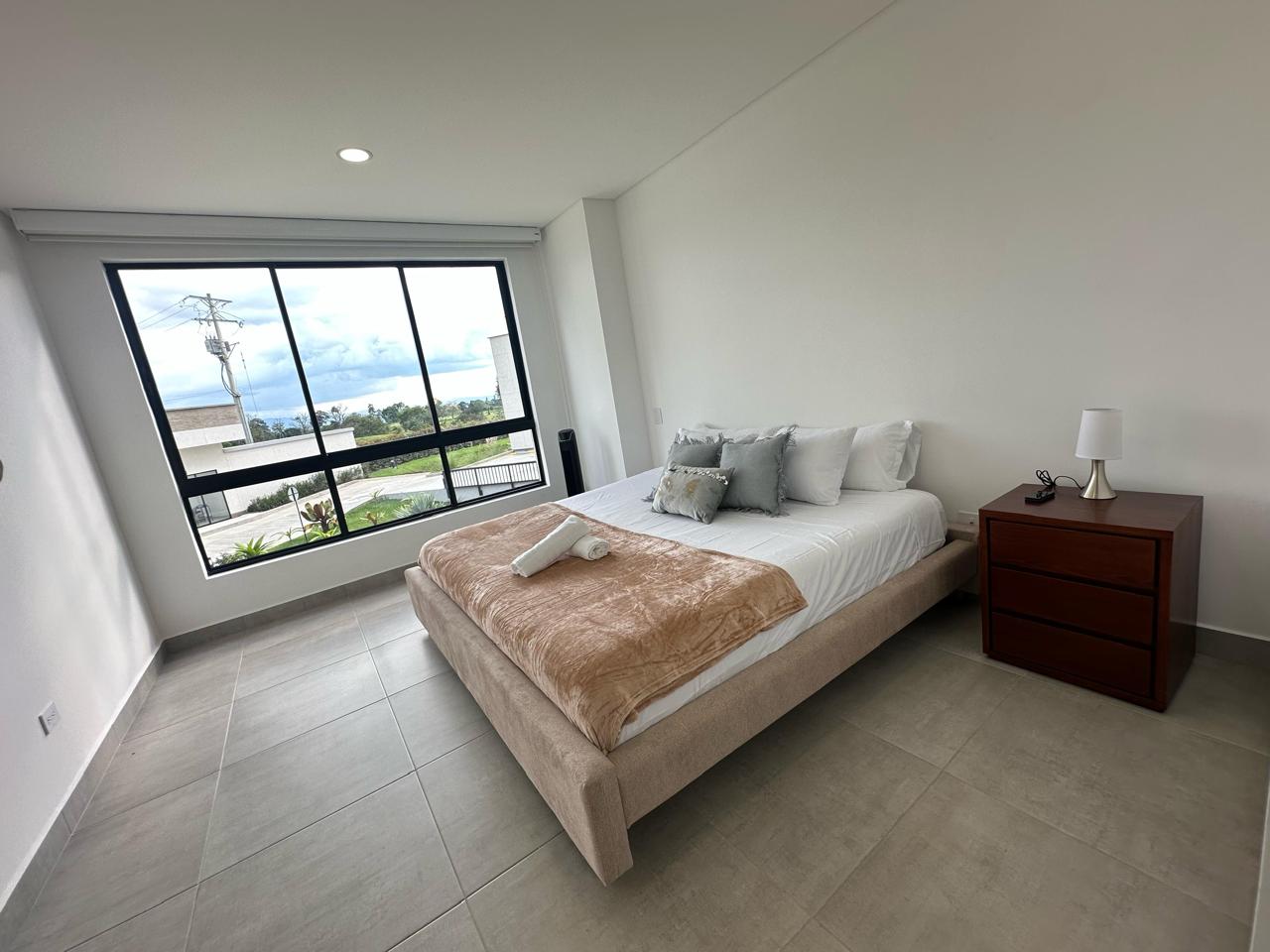 SE VENDE APARTAMENTO CAIMO 8..jpg