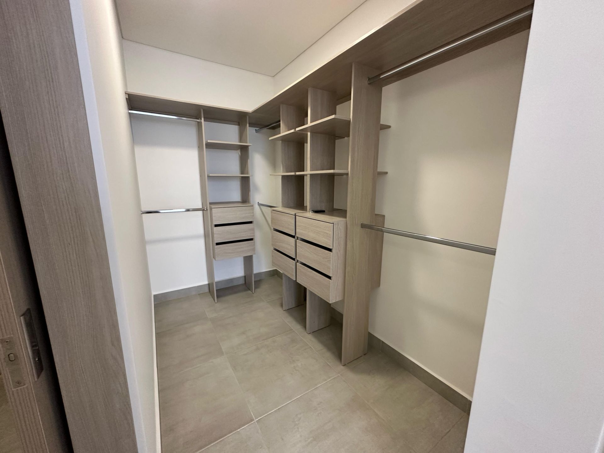 SE VENDE APARTAMENTO CAIMO 9..jpg