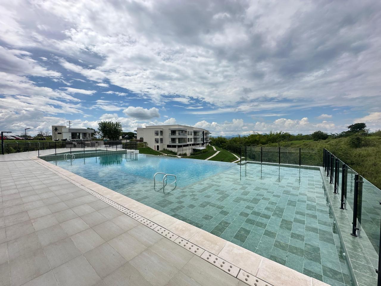 SE VENDE APARTAMENTO CAIMO 28..jpg