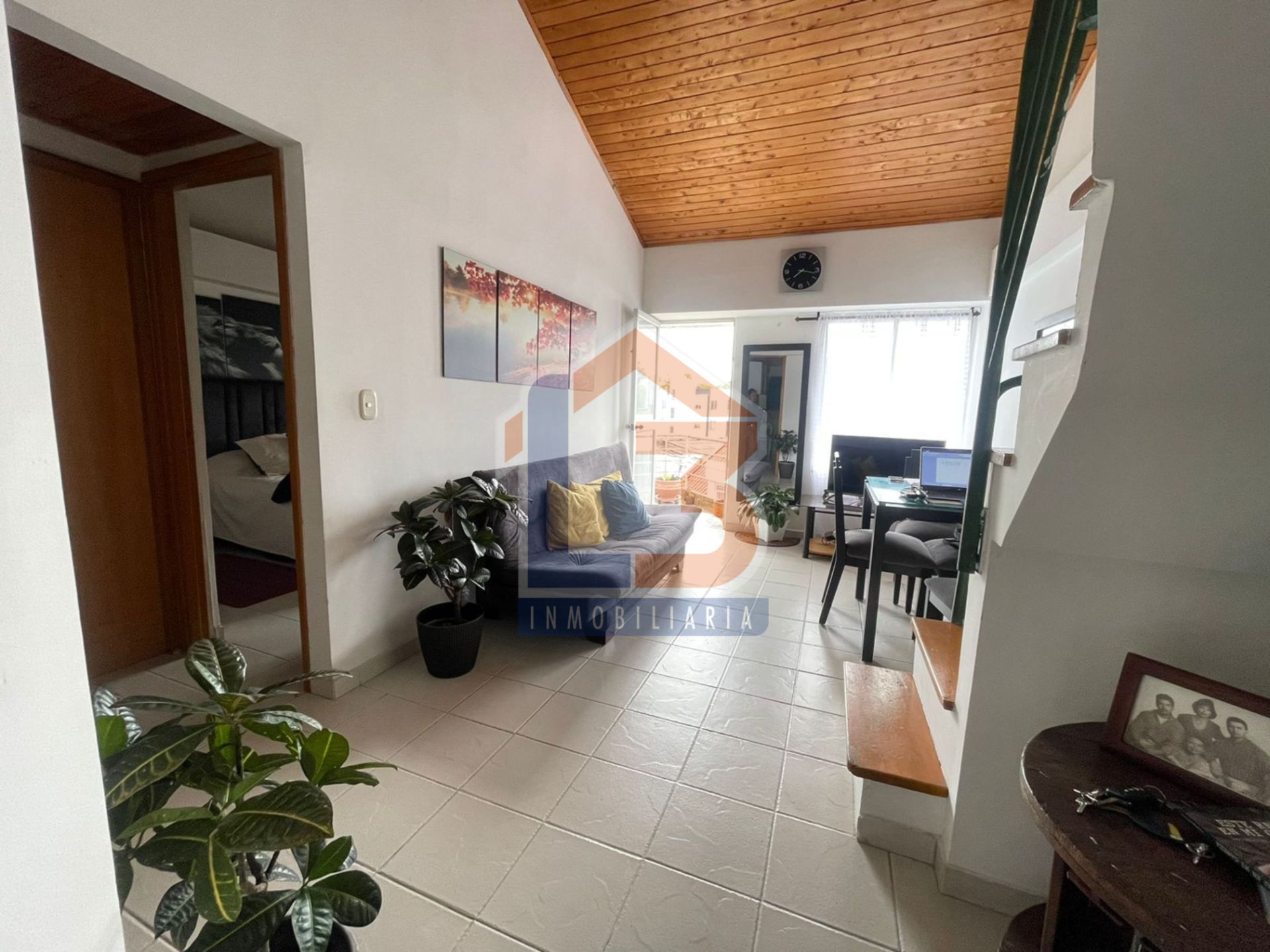 SE VENDE APARTAMENTO EN EL NORTE  (1).jpg