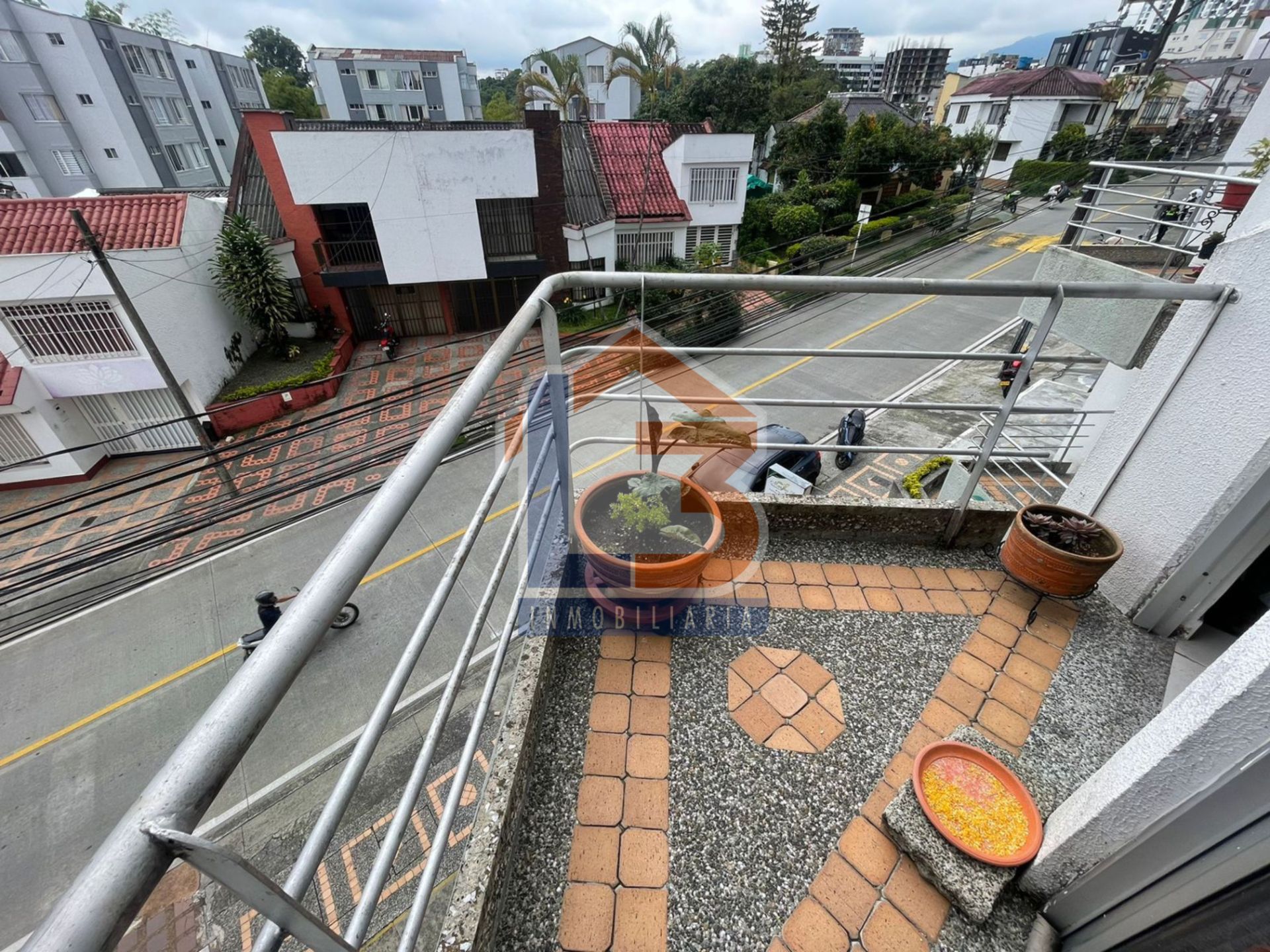 SE VENDE APARTAMENTO EN EL NORTE  (3).jpg