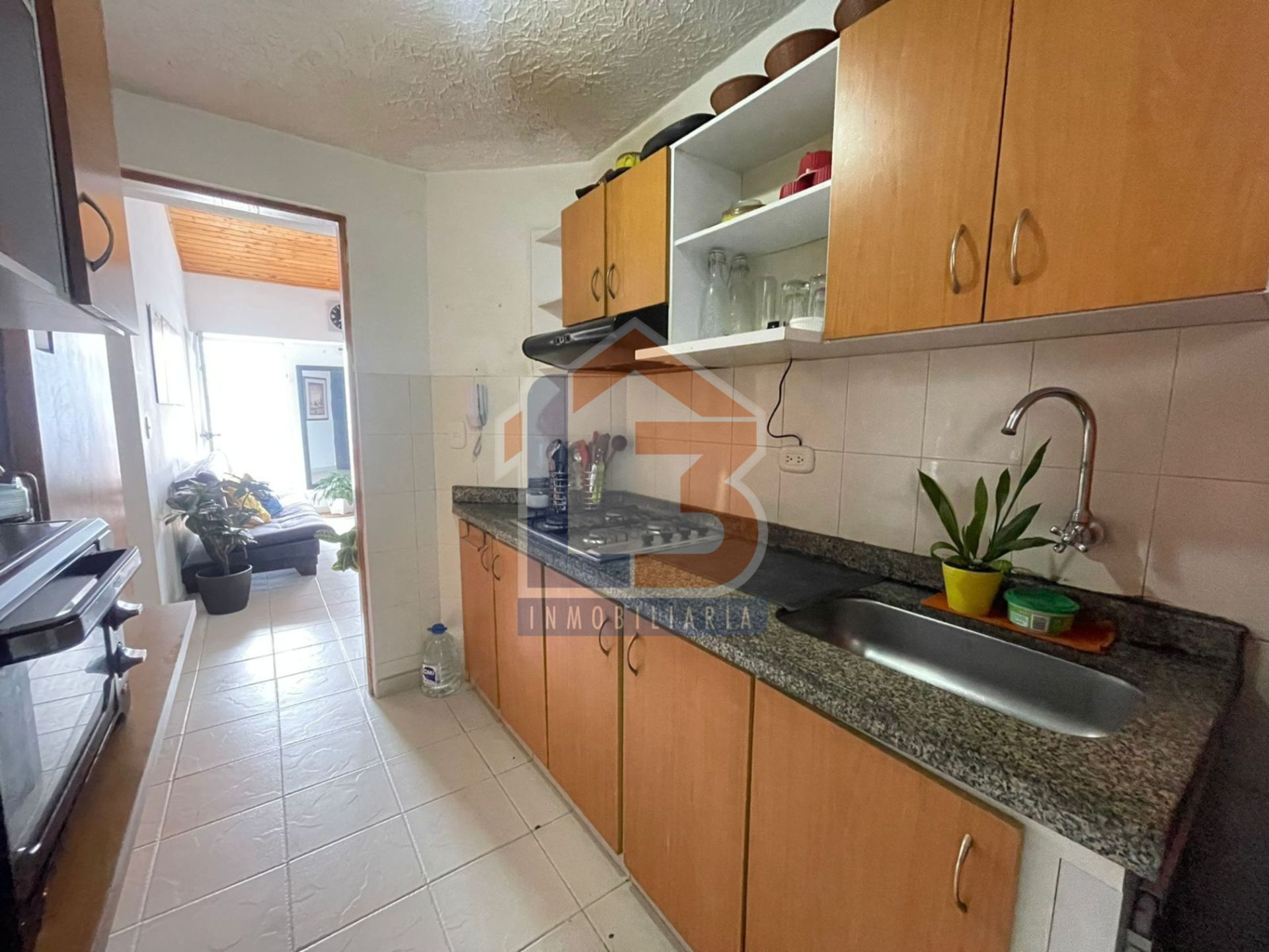 SE VENDE APARTAMENTO EN EL NORTE  (15).jpg