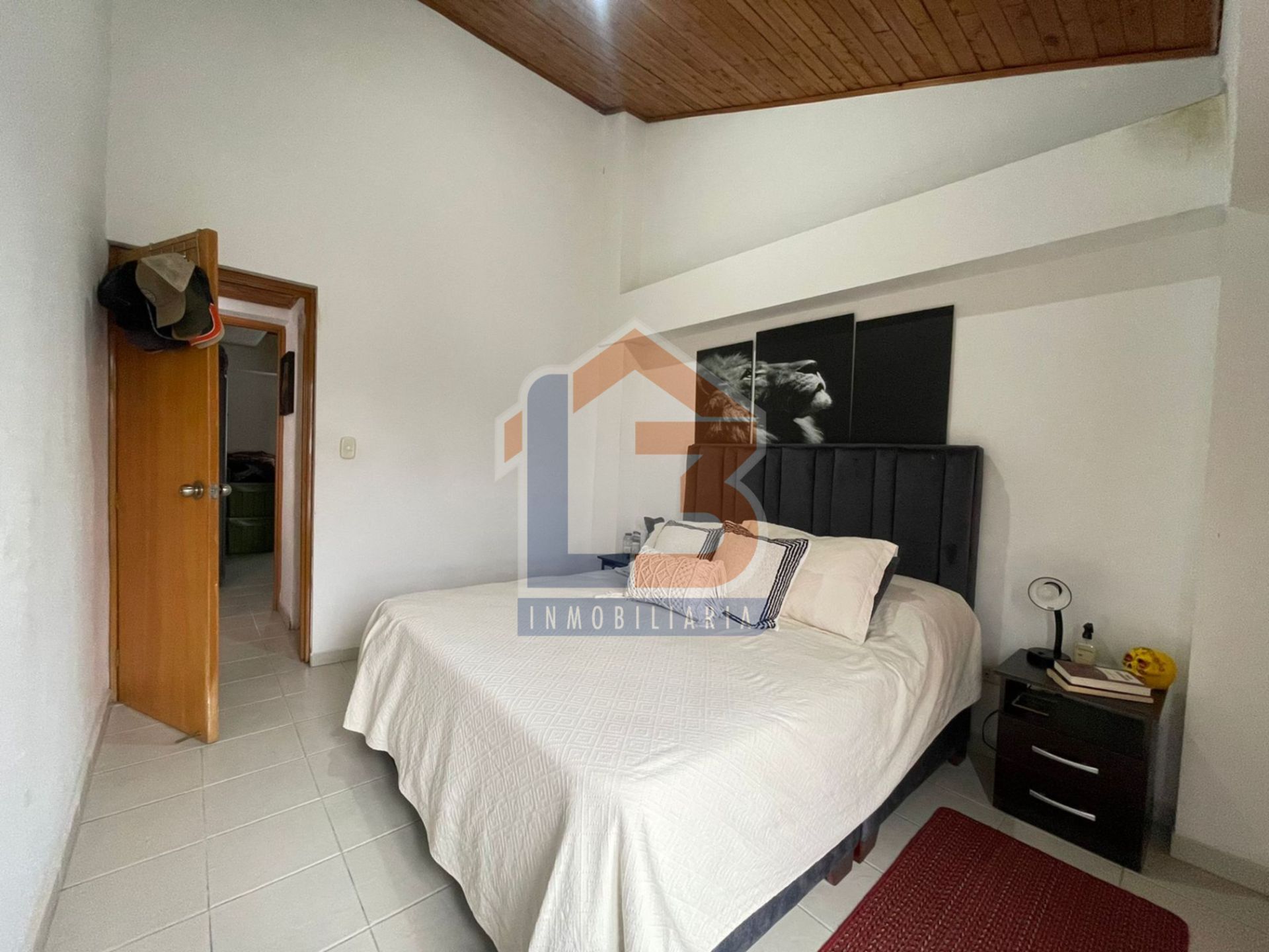 SE VENDE APARTAMENTO EN EL NORTE  (20).jpg