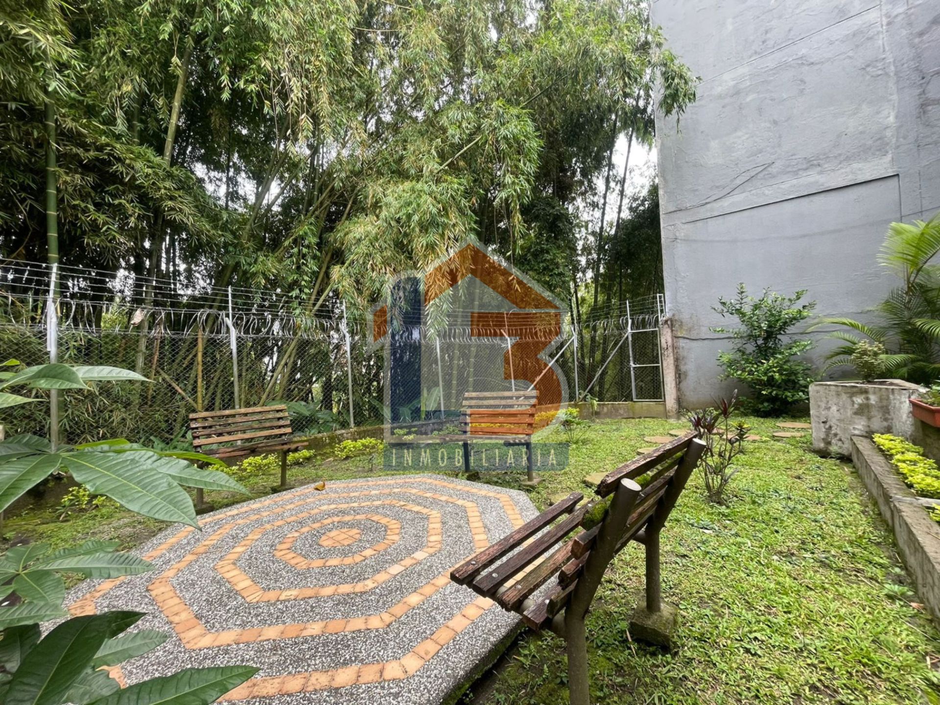 SE VENDE APARTAMENTO EN EL NORTE  (30).jpg