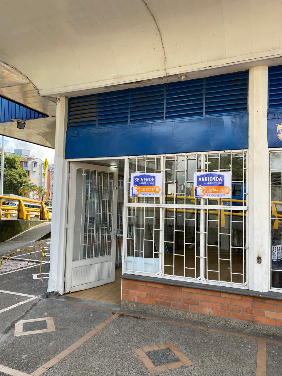 SE VENDE LOCAL SECTOR CENTRO 3..jpg