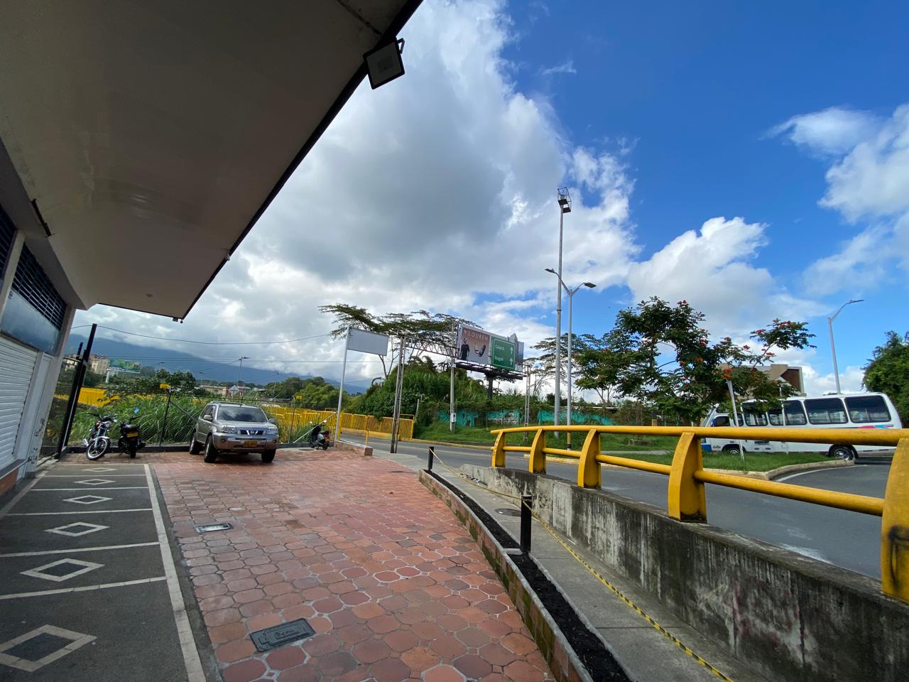 SE VENDE LOCAL SECTOR CENTRO 6..jpg