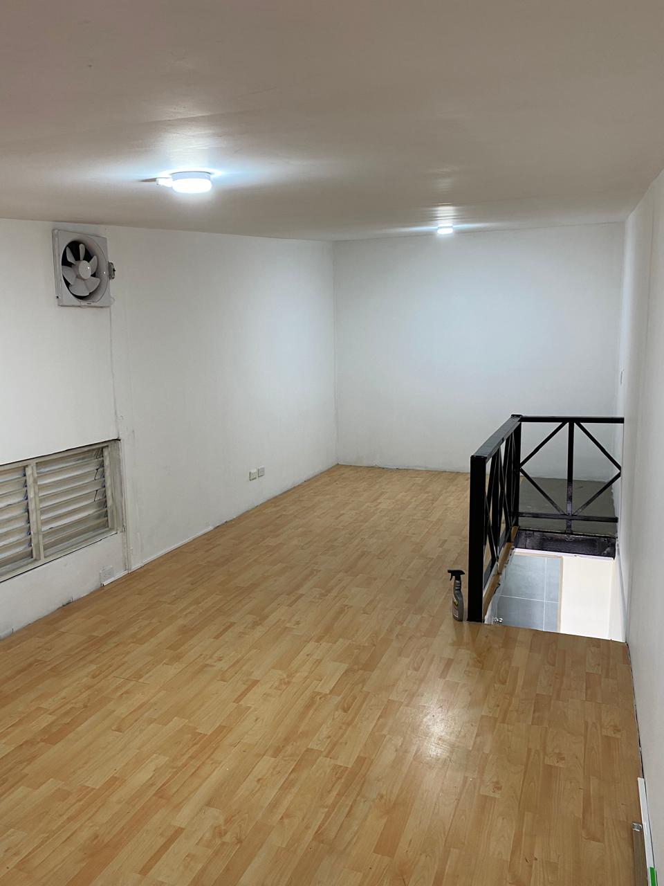 SE VENDE LOCAL SECTOR CENTRO 24..jpg