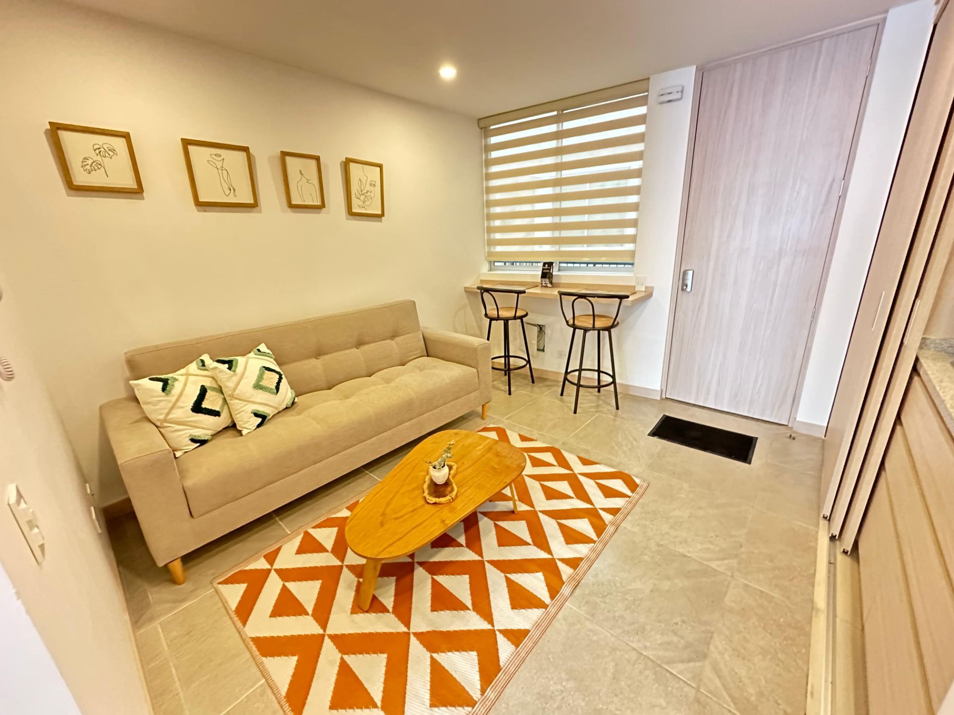 SE VENDE APARTAESTUDIO EN EL NORTE  1..jpeg