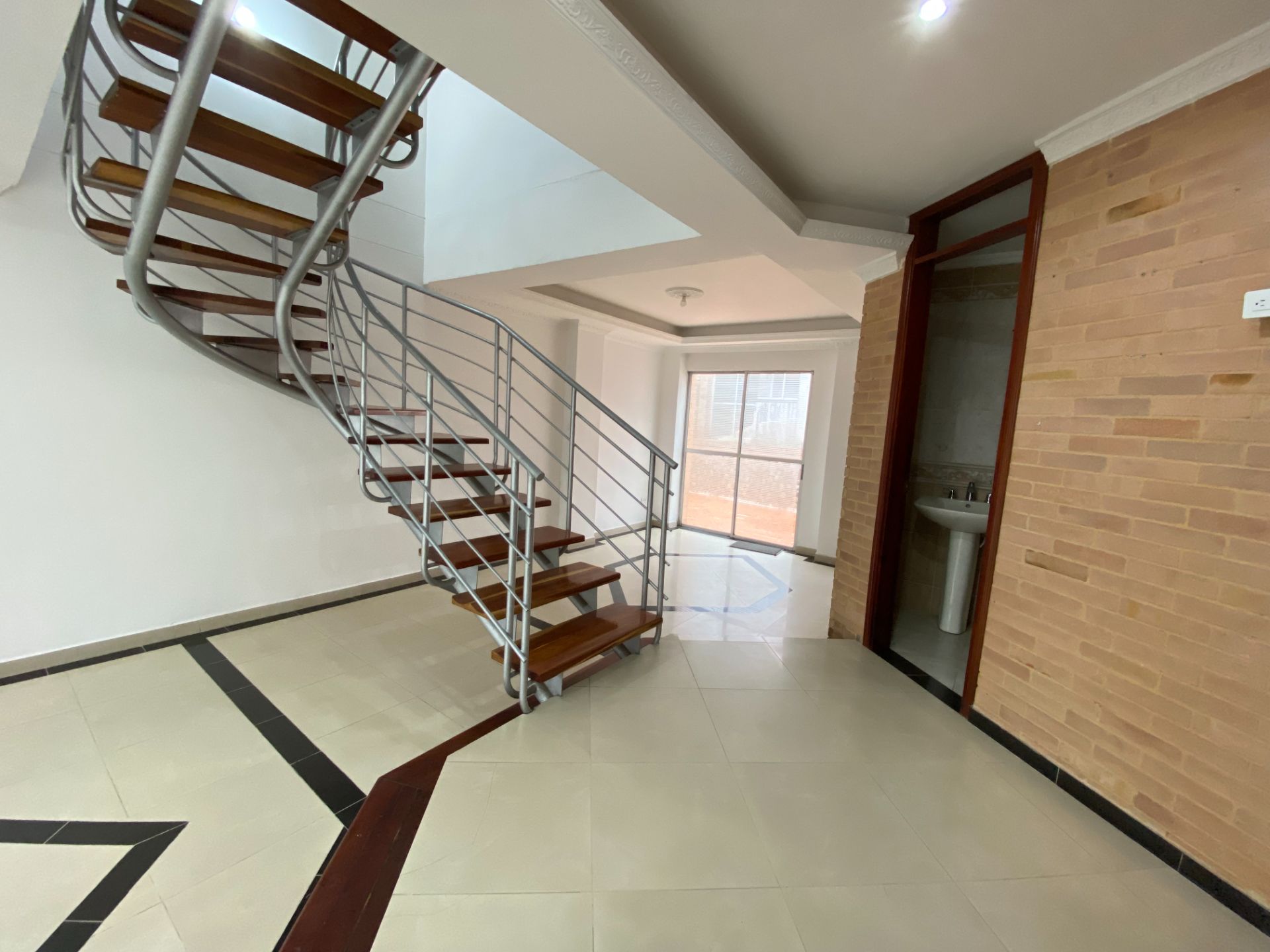 SE VENDE CASA ALTOS DE LA SIERRA 4..JPG