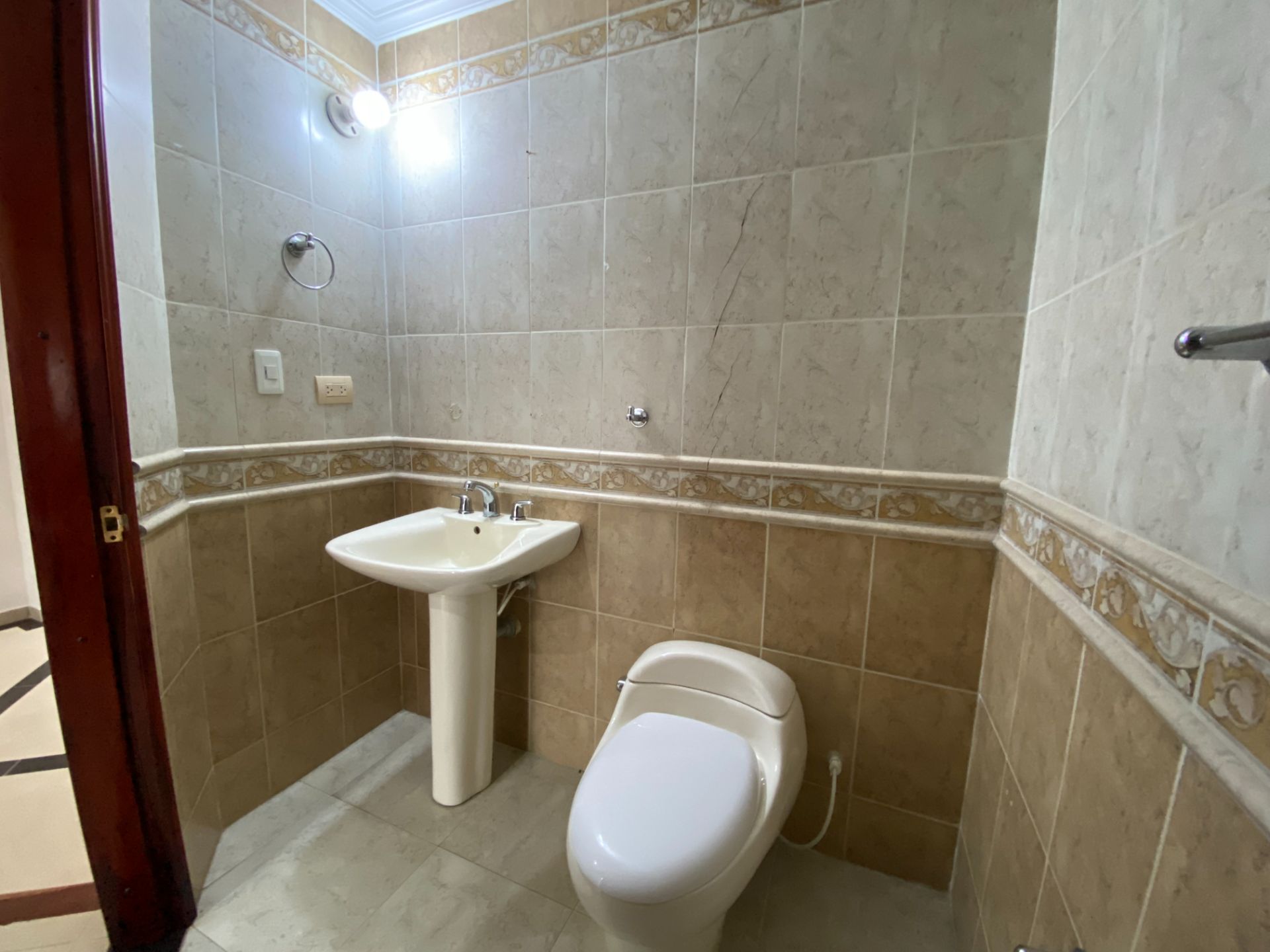 SE VENDE CASA ALTOS DE LA SIERRA 6..JPG