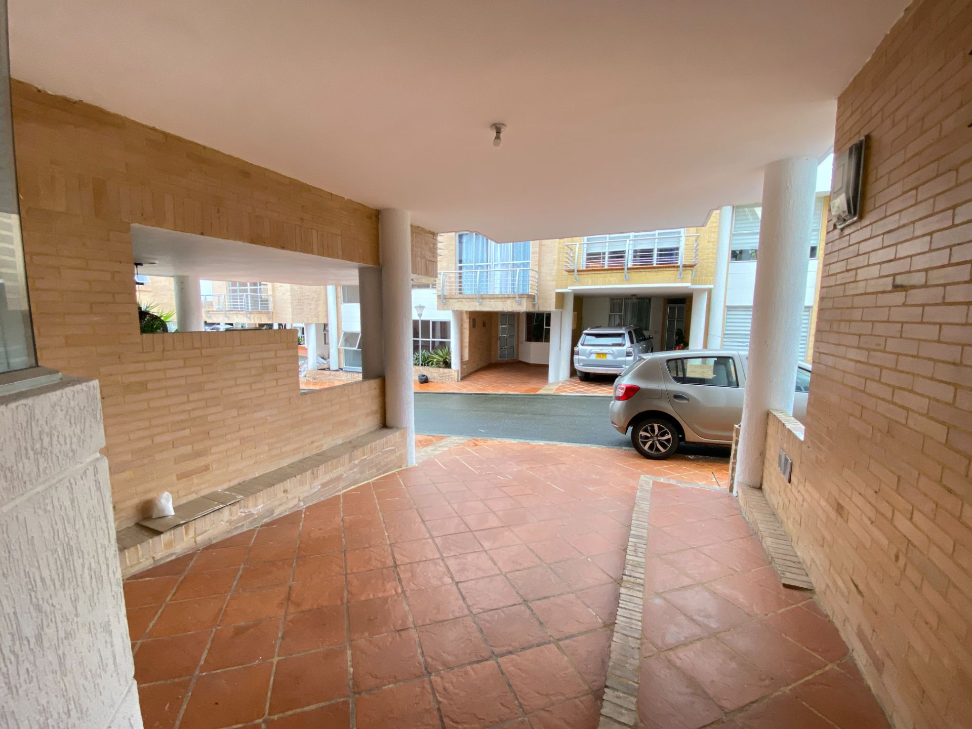 SE VENDE CASA ALTOS DE LA SIERRA 43..JPG