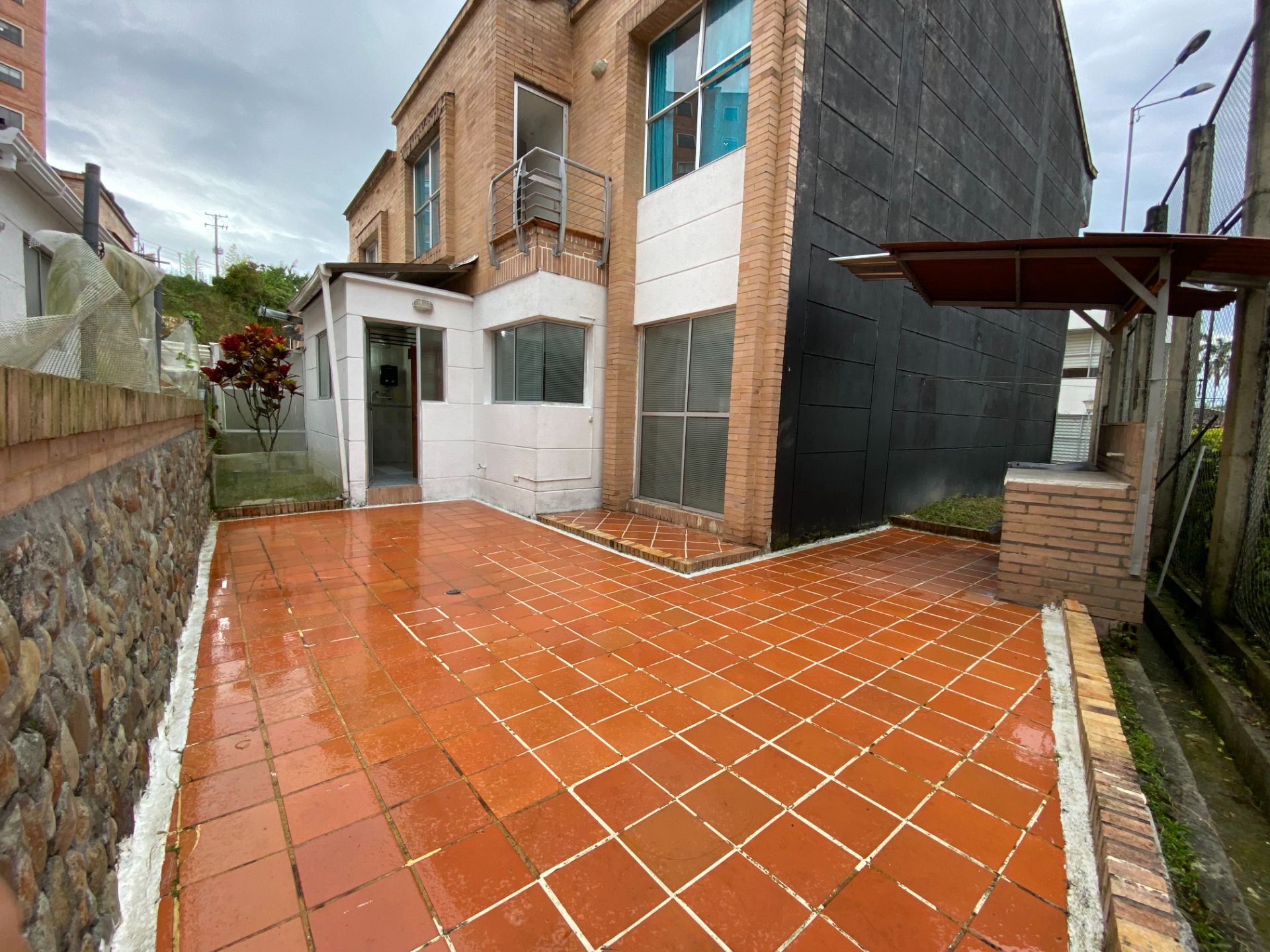SE VENDE CASA ALTOS DE LA SIERRA 40..JPG