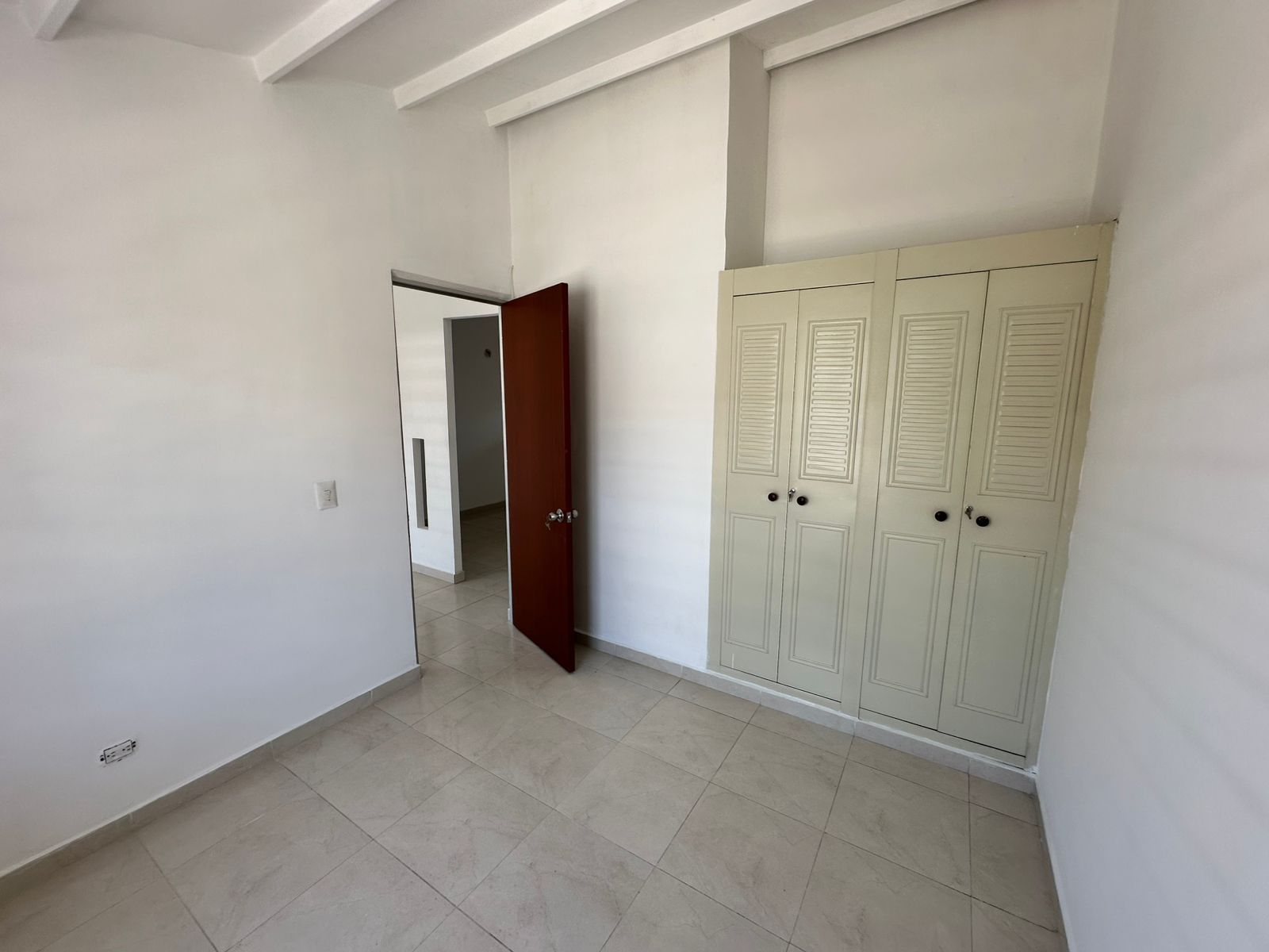 CASA CARTAGO BARRIO LIMONAR (3).jpeg