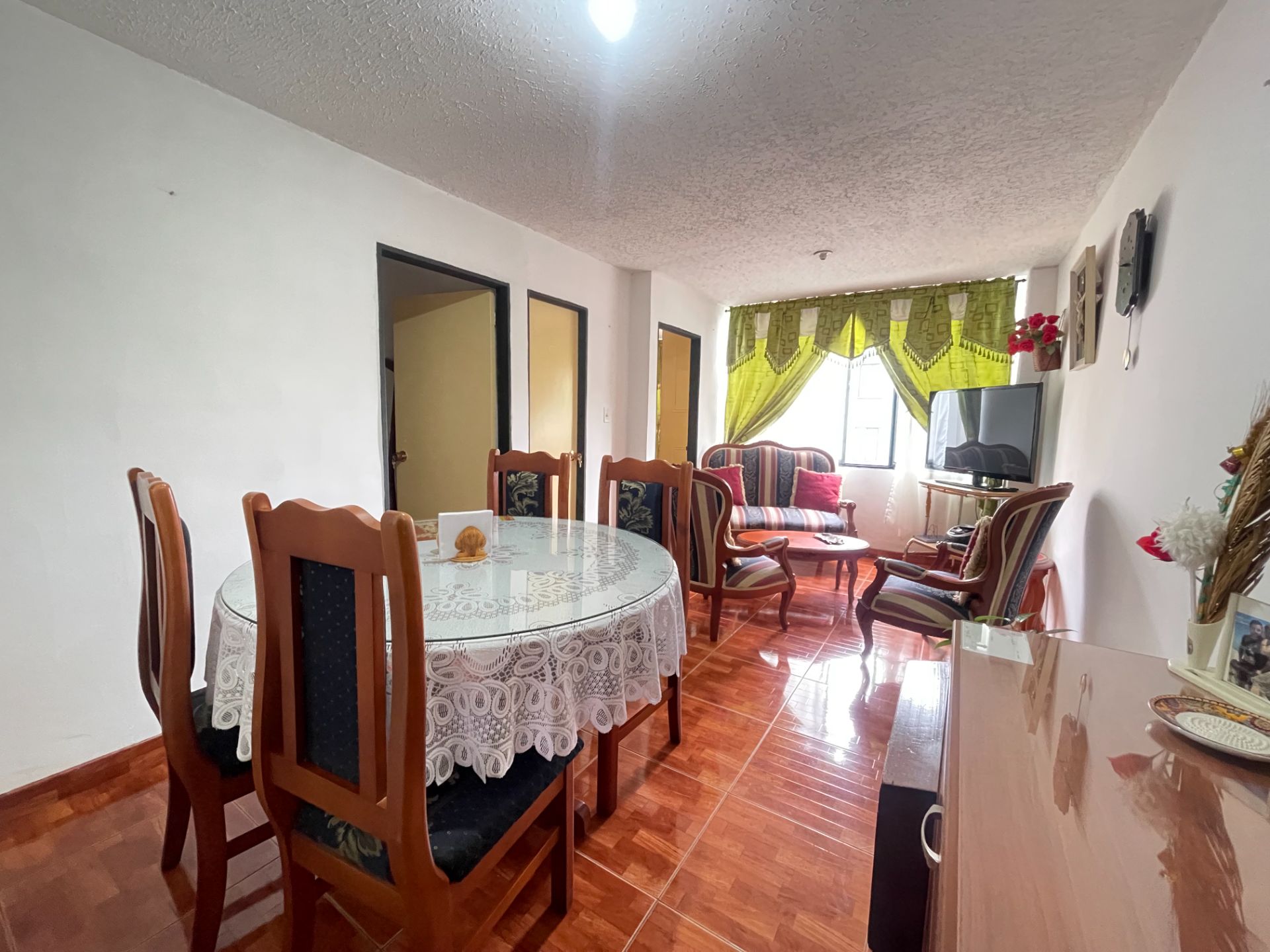 SE VENDE APARTAMENTO SECTOR PUERTO ESPEJO 1..JPG