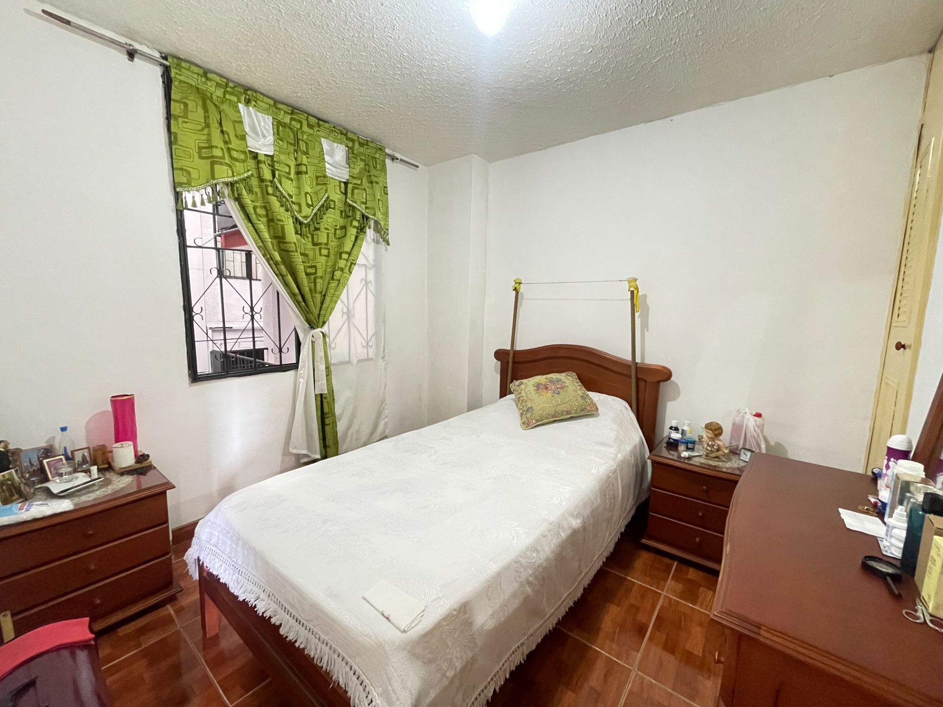 SE VENDE APARTAMENTO SECTOR PUERTO ESPEJO 8..JPG