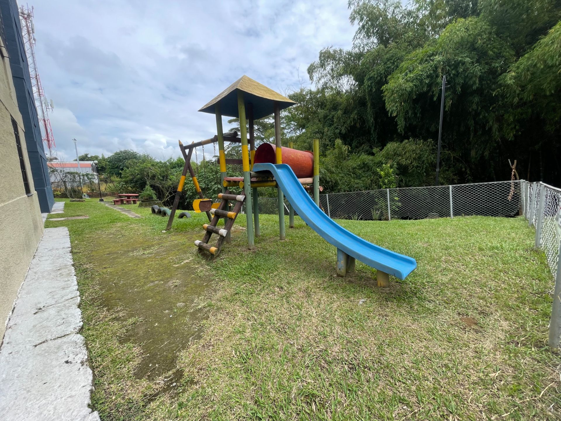 SE VENDE APARTAMENTO SECTOR PUERTO ESPEJO 24..JPG