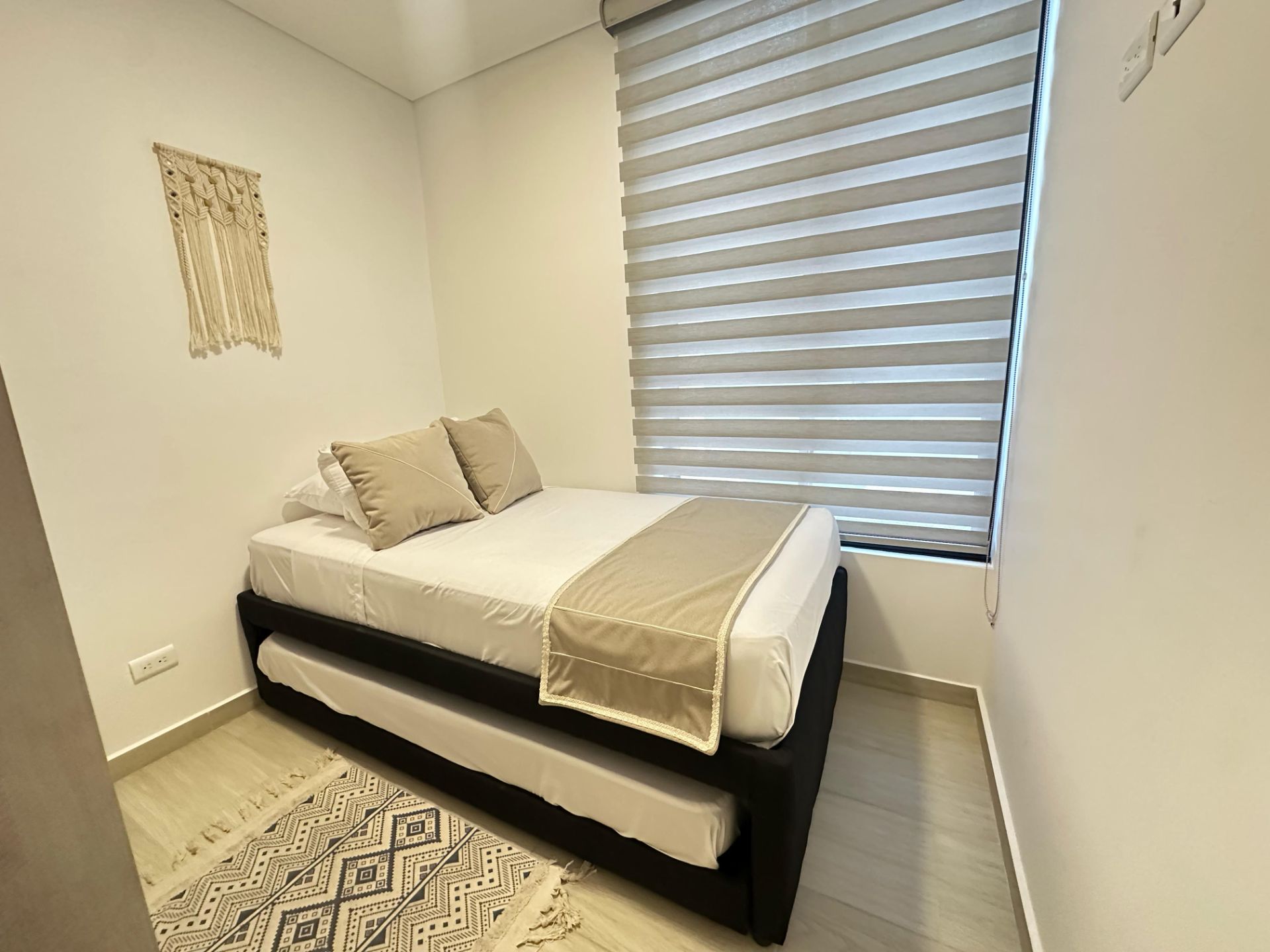 hermoso apartaestudio de dos habitaciones en bario laureles (15).jpg